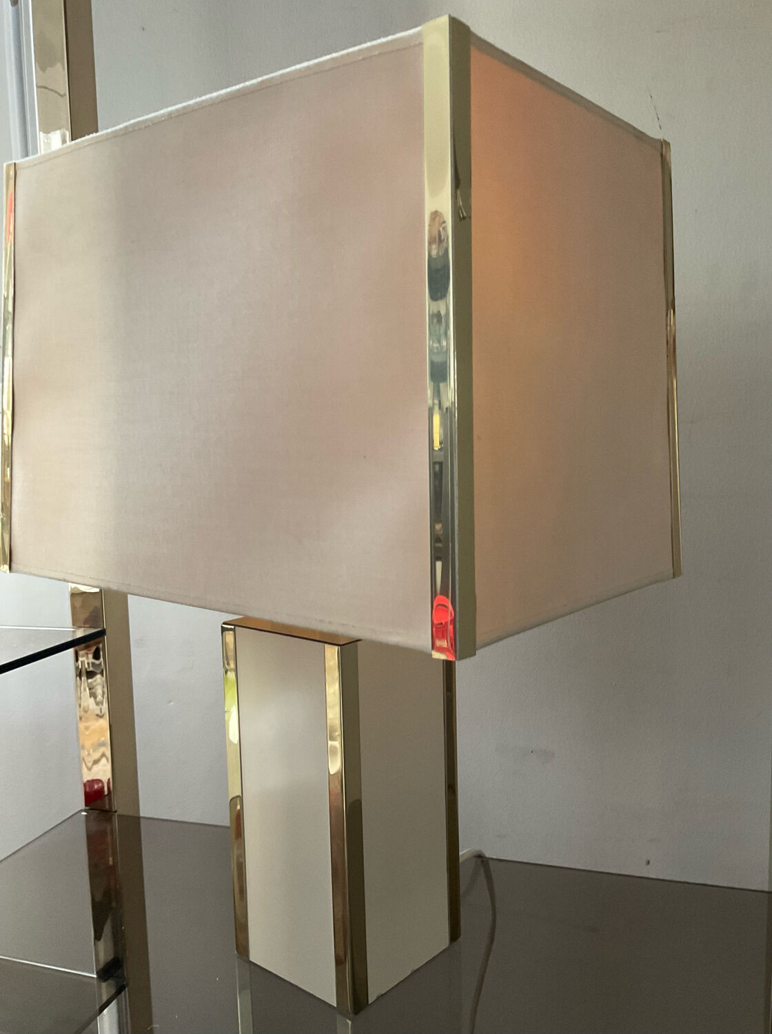 Vintage lamp from the 60s-70s in metal and brass