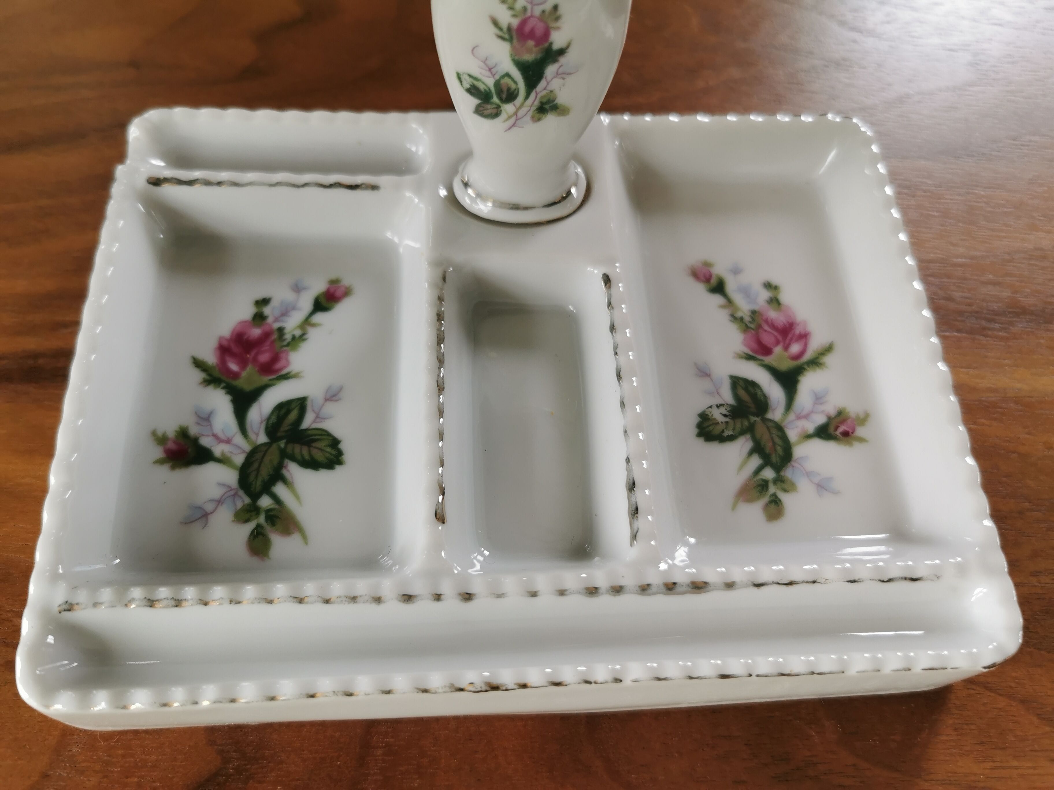 Table mirror with porcelain base for jewelry