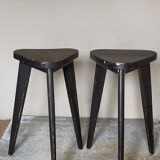 Paire de sellettes tripodes anciennes patine noire