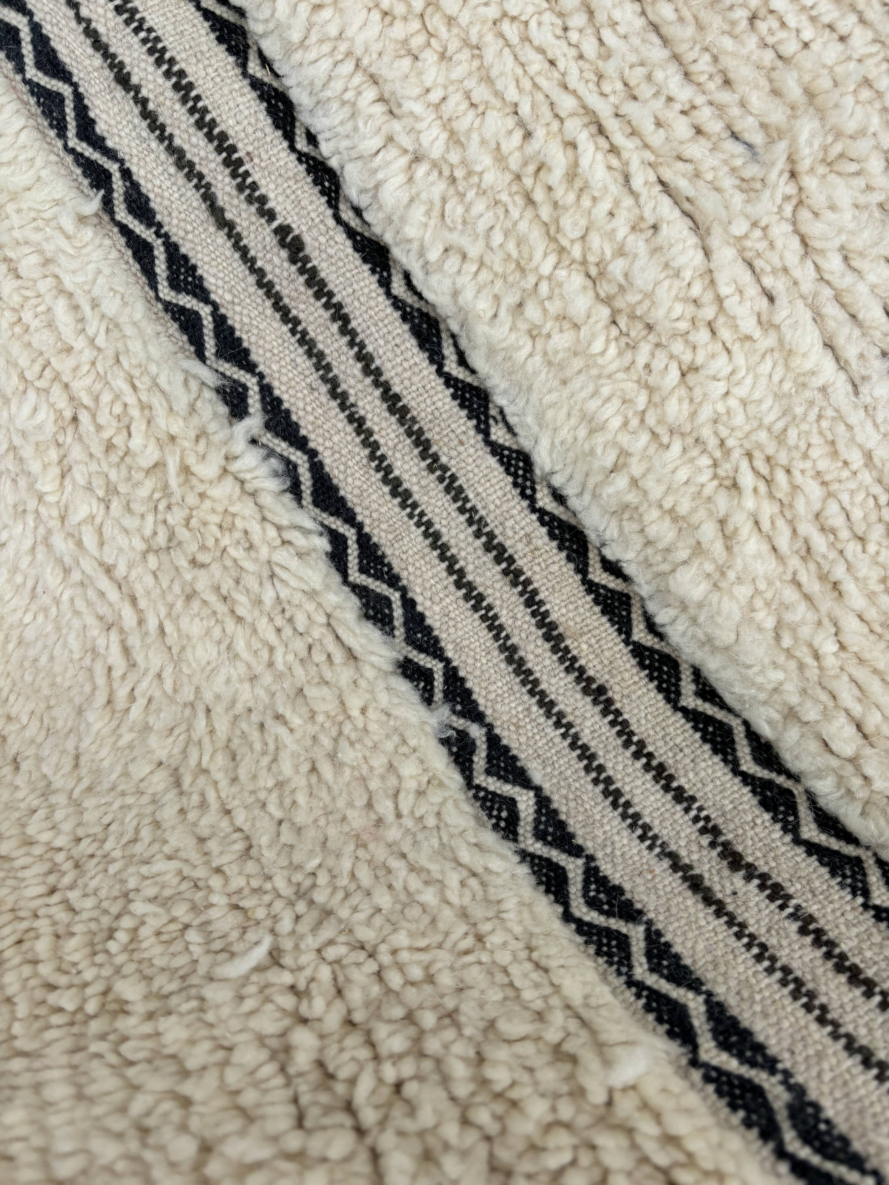 White Berber carpet in new Beni Ourain wool 160x280 cm