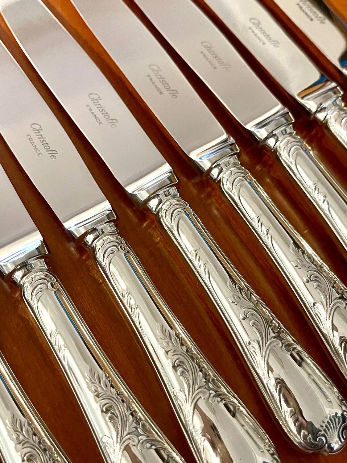 Christofle marly 12 marly knives 19.5 cm superb condition