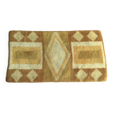 Psychedelic rectangular rug with geometric shapes - vintage 1960