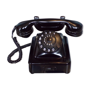 Ancien téléphone allemand