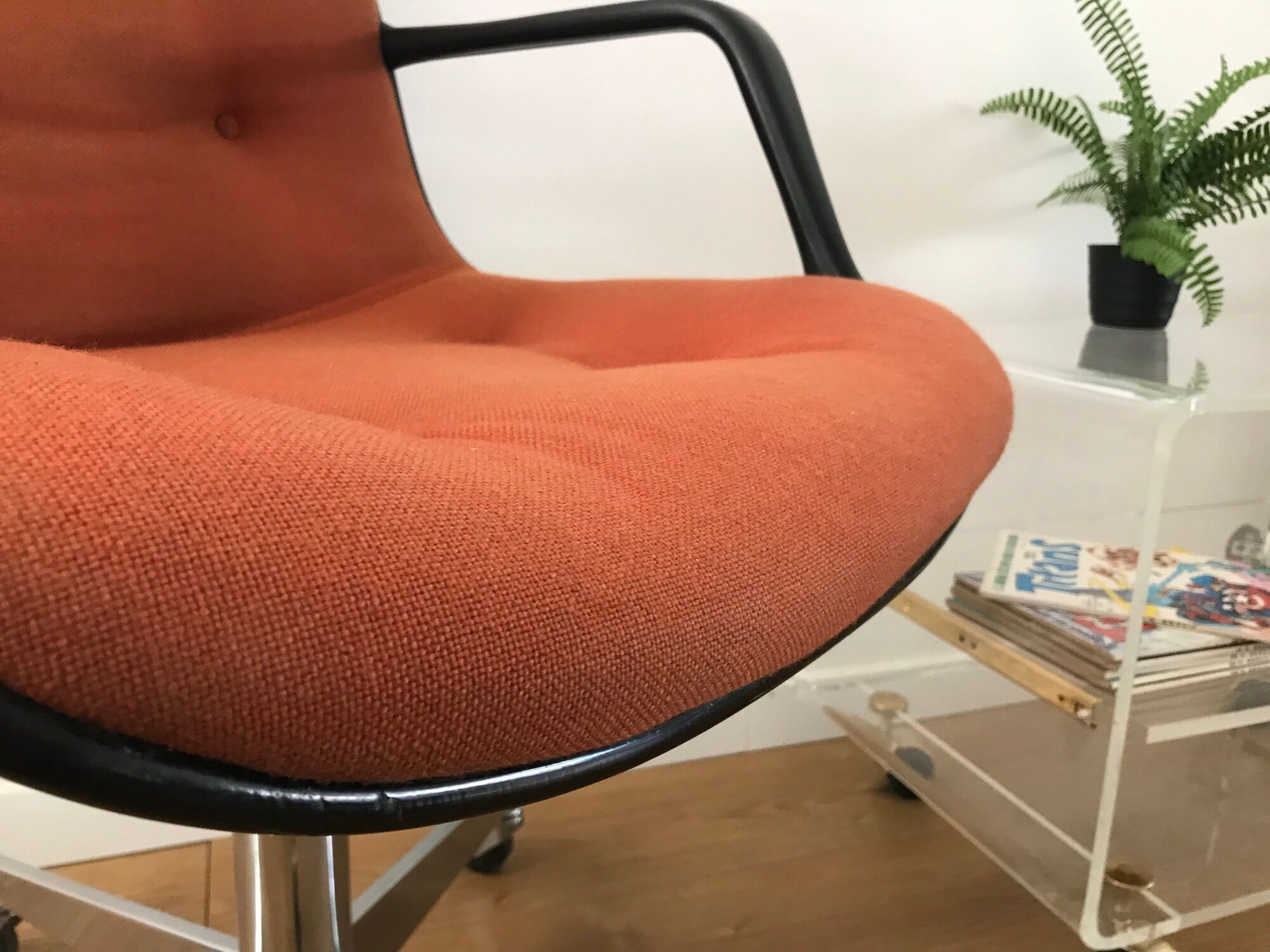 Vintage orange armchair model 451 with wheels by Steelcase Strafor, design by Randall Buck