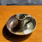 Small hand-held candle holder in two-tone brown and gray stoneware H6.5