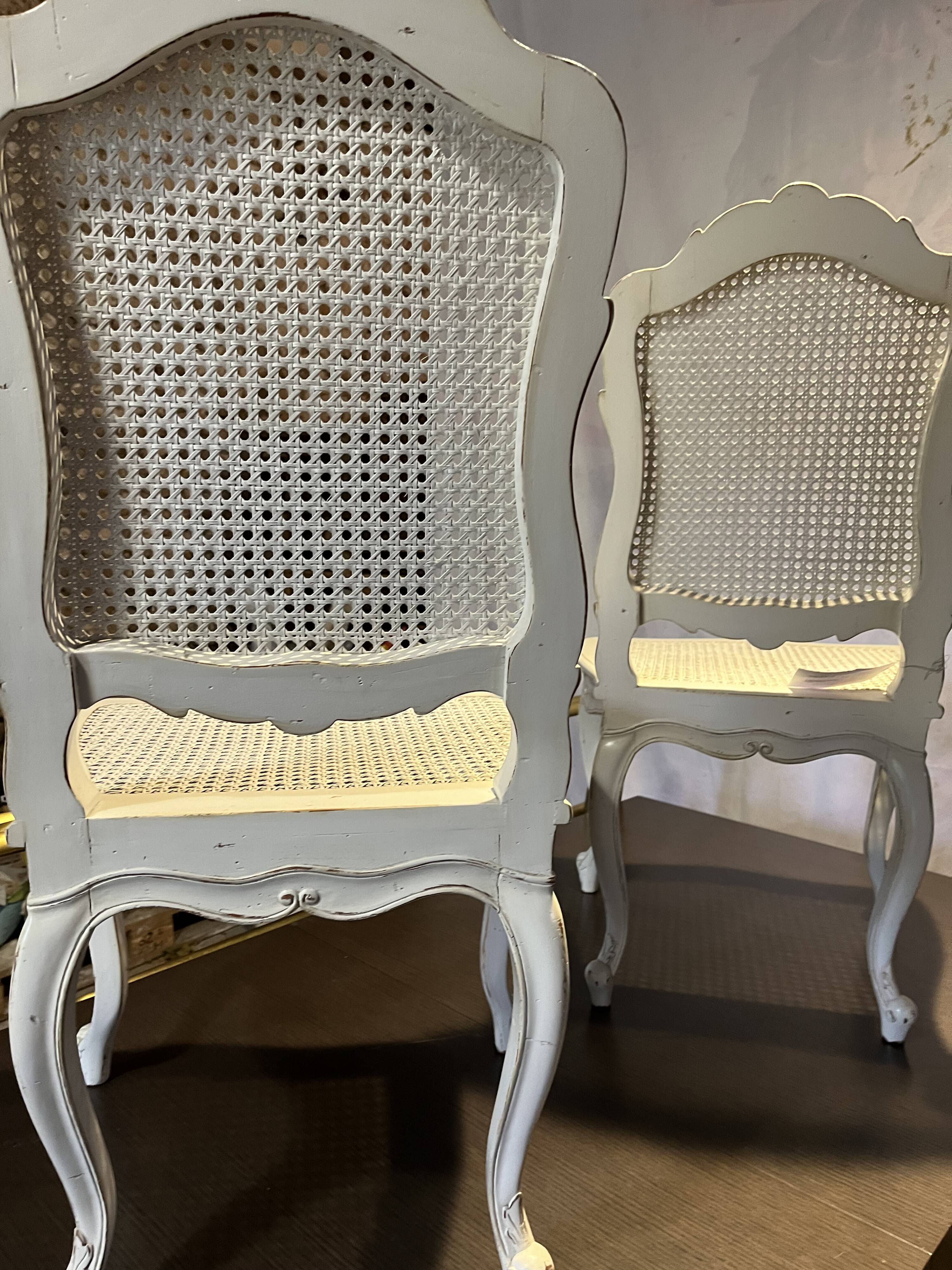 Paire de chaises cannées style Régence, fabrication Moissonnier