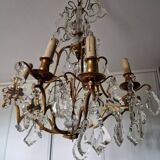 Lustre ancien à 8 bras de lumière à pampilles en bronze et cristal