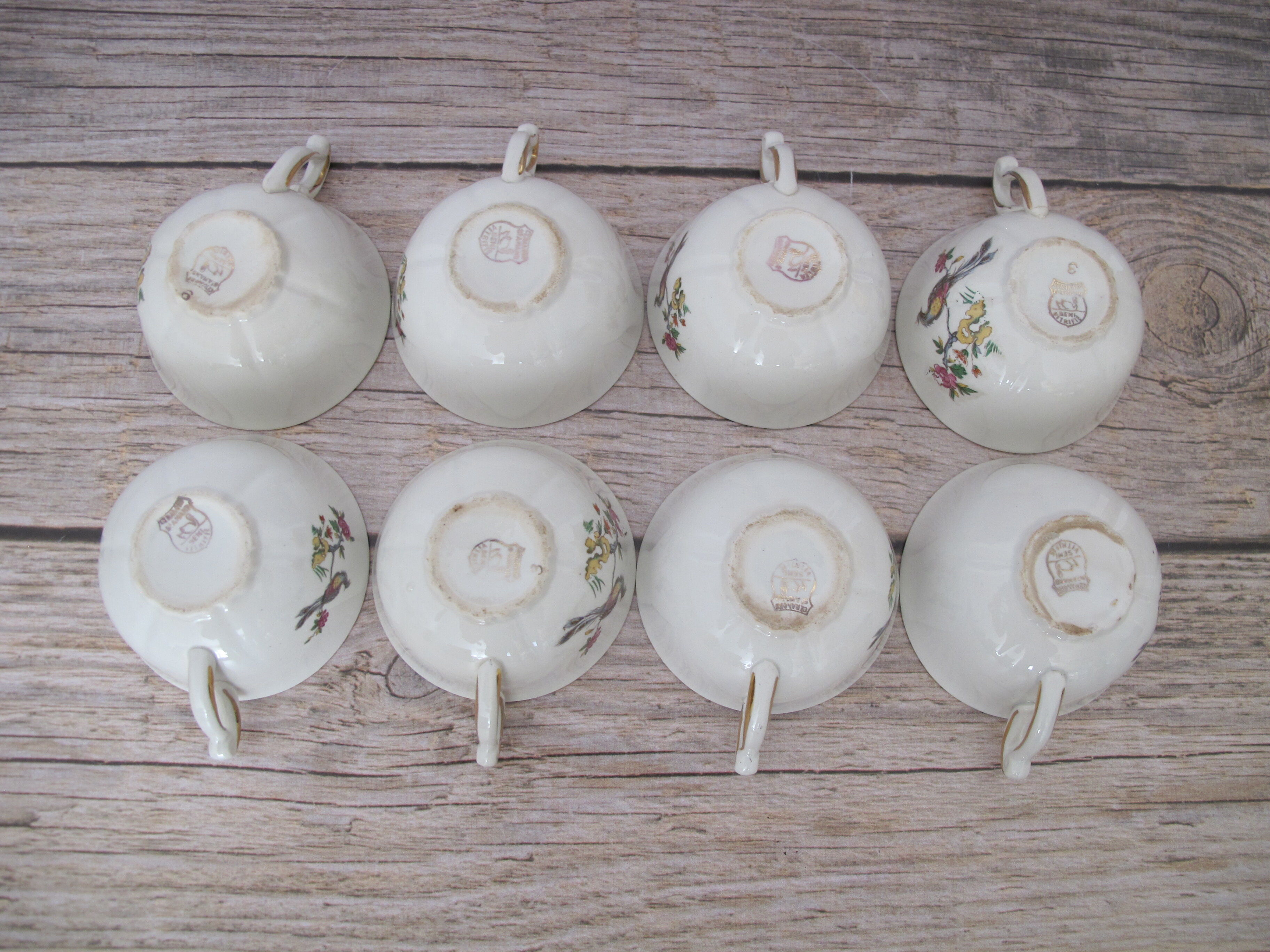 Saint Amand vintage 8 cup set