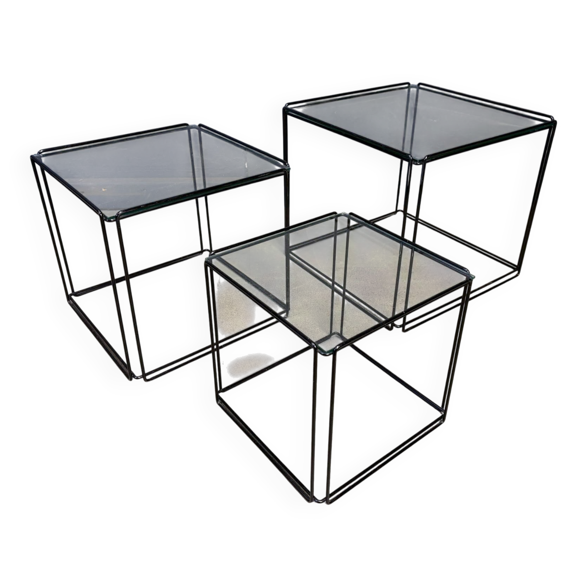 Tables gigognes Isocele de Max Sauze des années 1970.