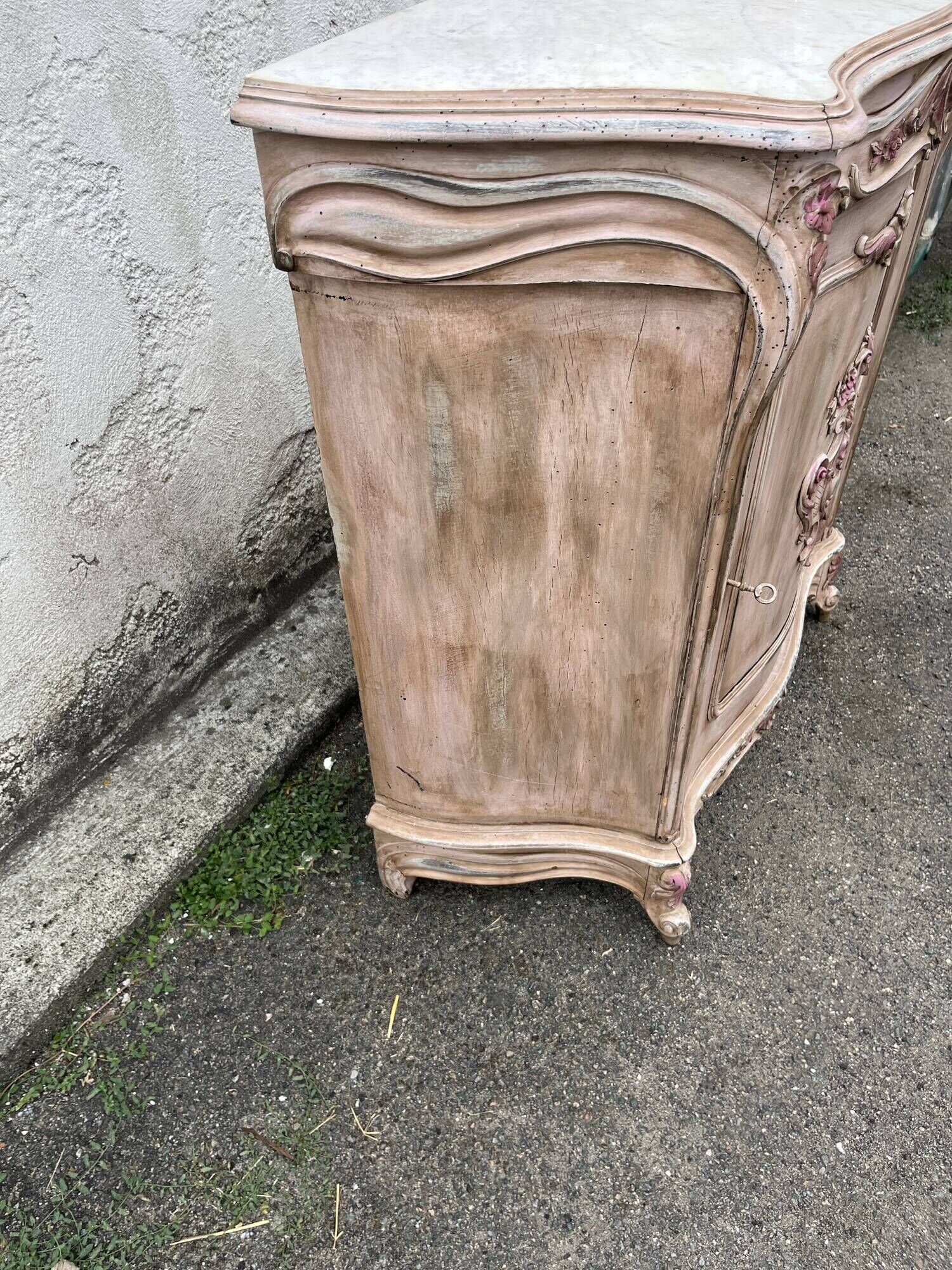 Louis XV style side table – door carved with floral decoration