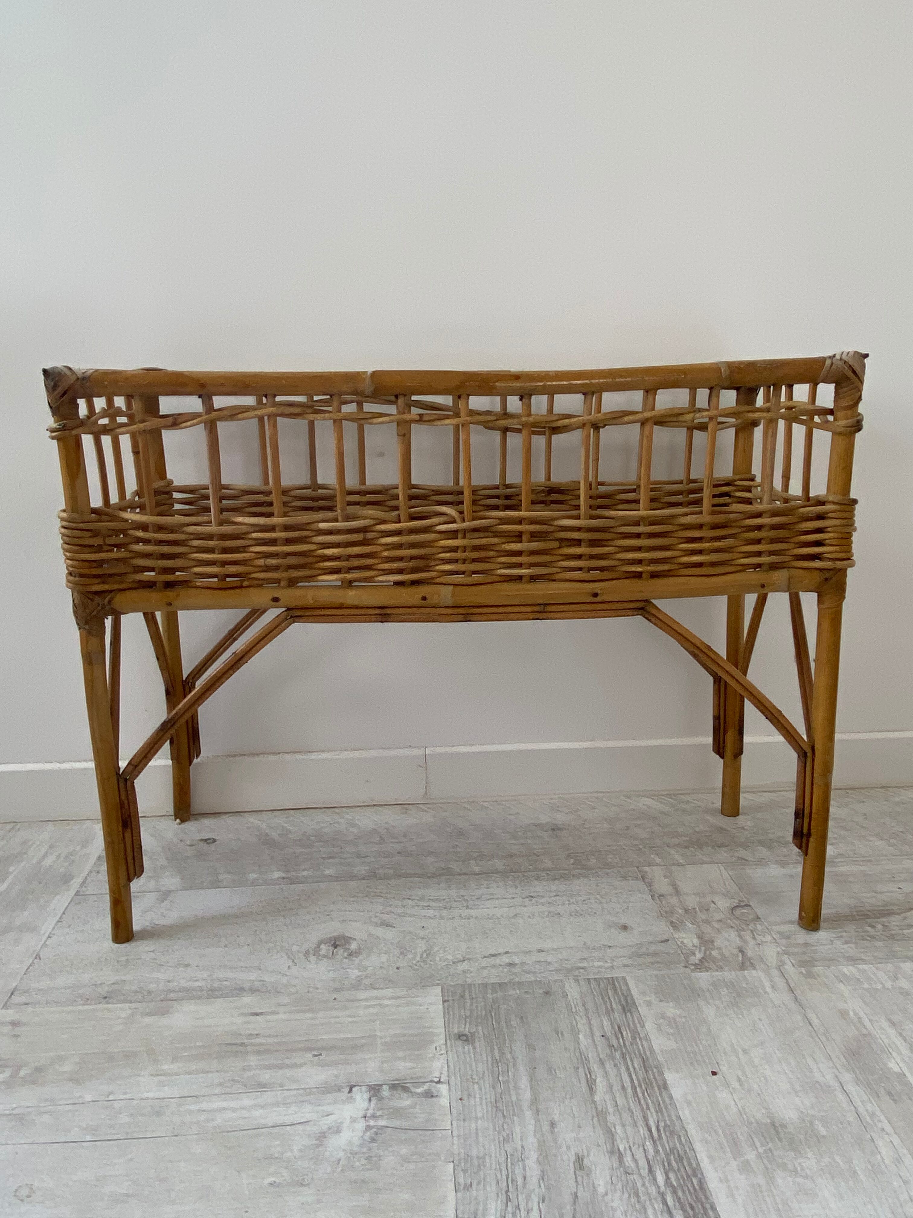Rattan planter