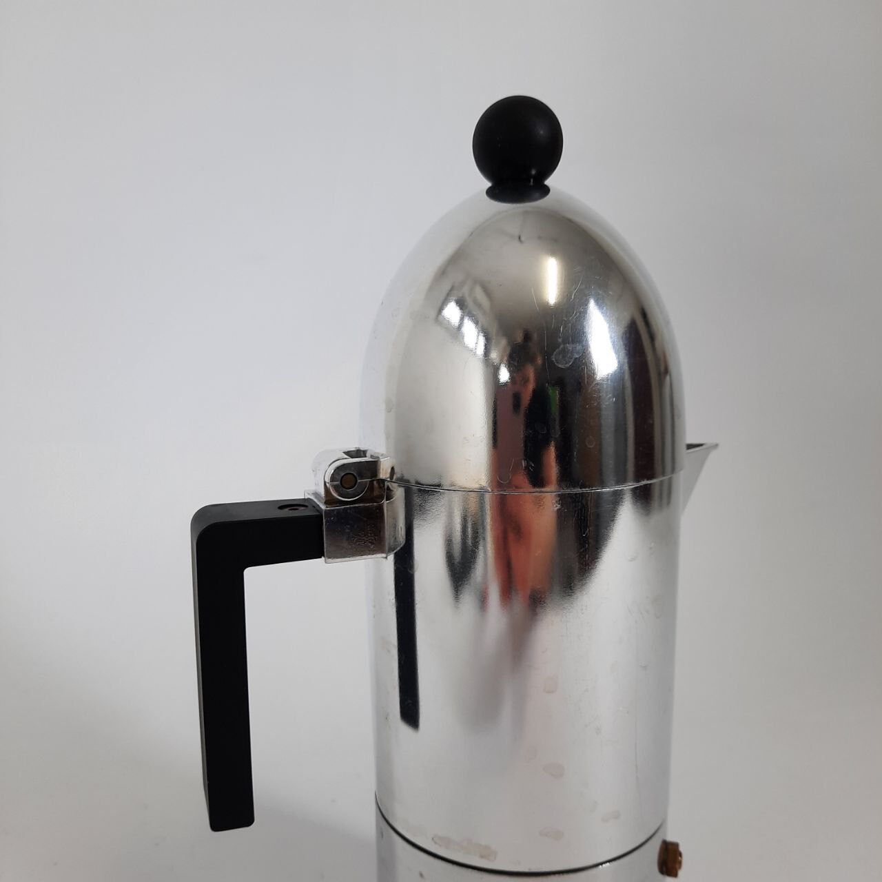 Coffee maker design Alessi, la cupola, designer Aldo Rossi