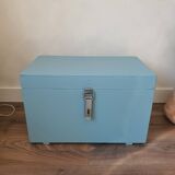 Industrial chest