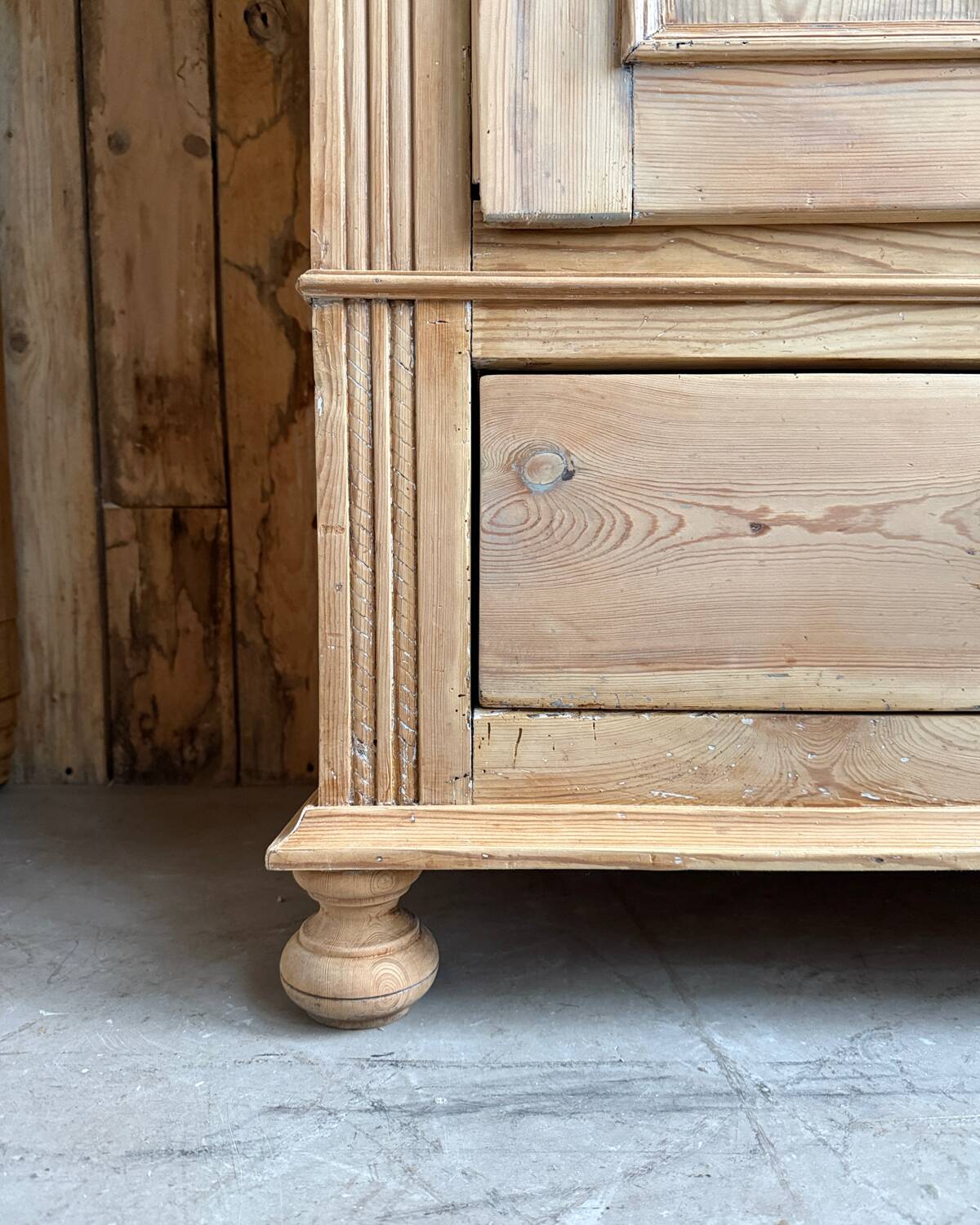 English hosiery (renovated)