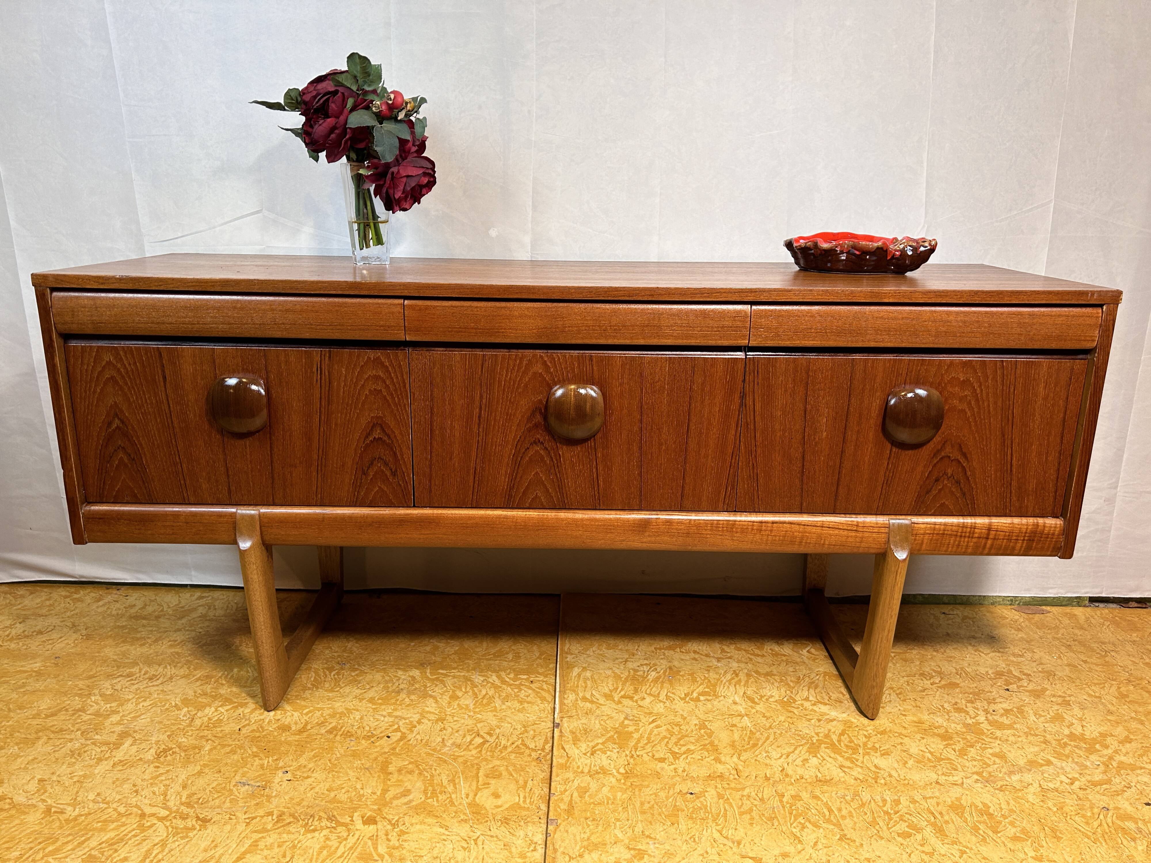 Mid Century retro vintage teak sideboard by Elliots of Newbury 1960