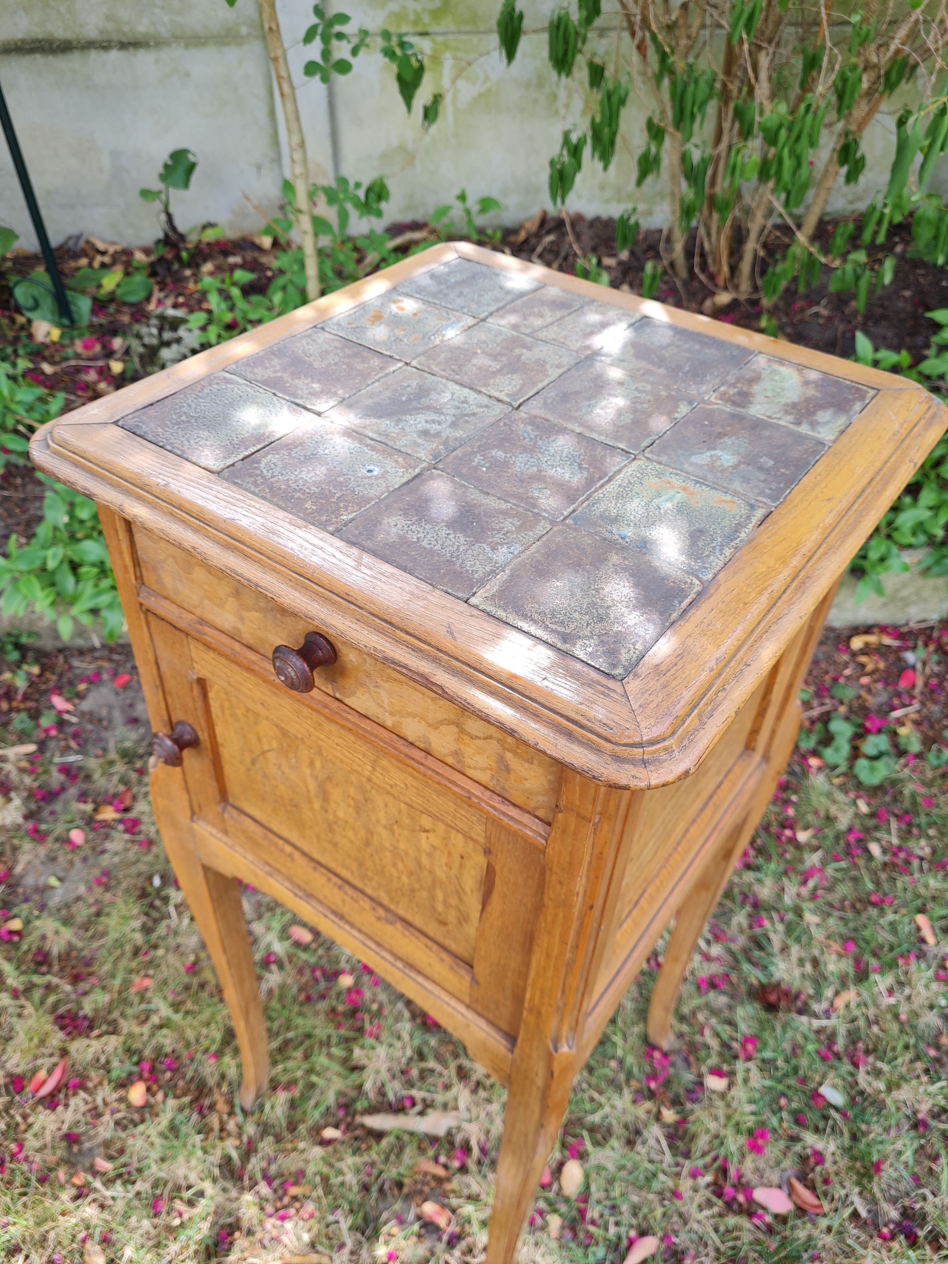 Bedside table art deo 20s /30