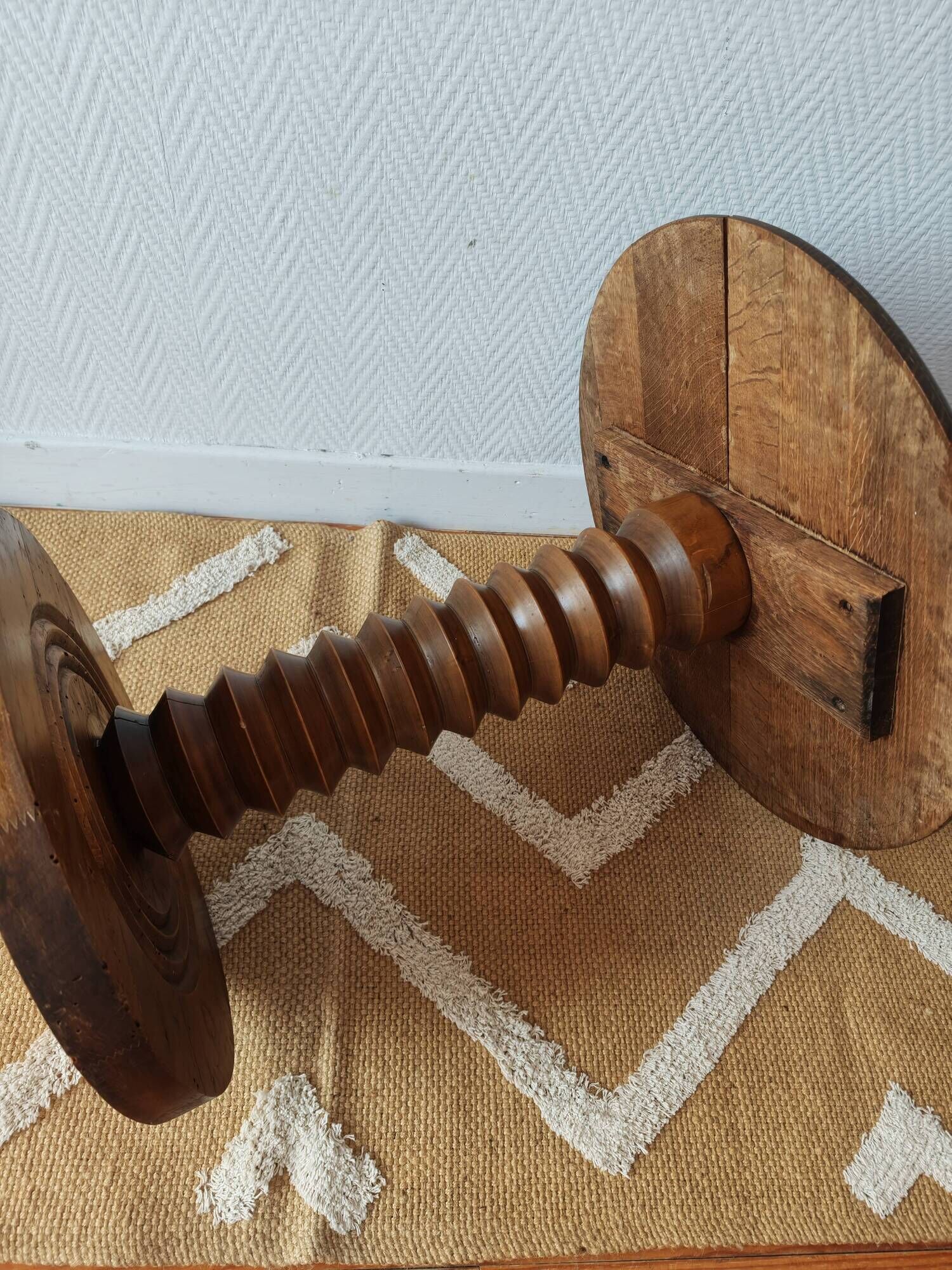 Wooden turned gueridon in the style of Charles Dudouyt – 1940s-50s