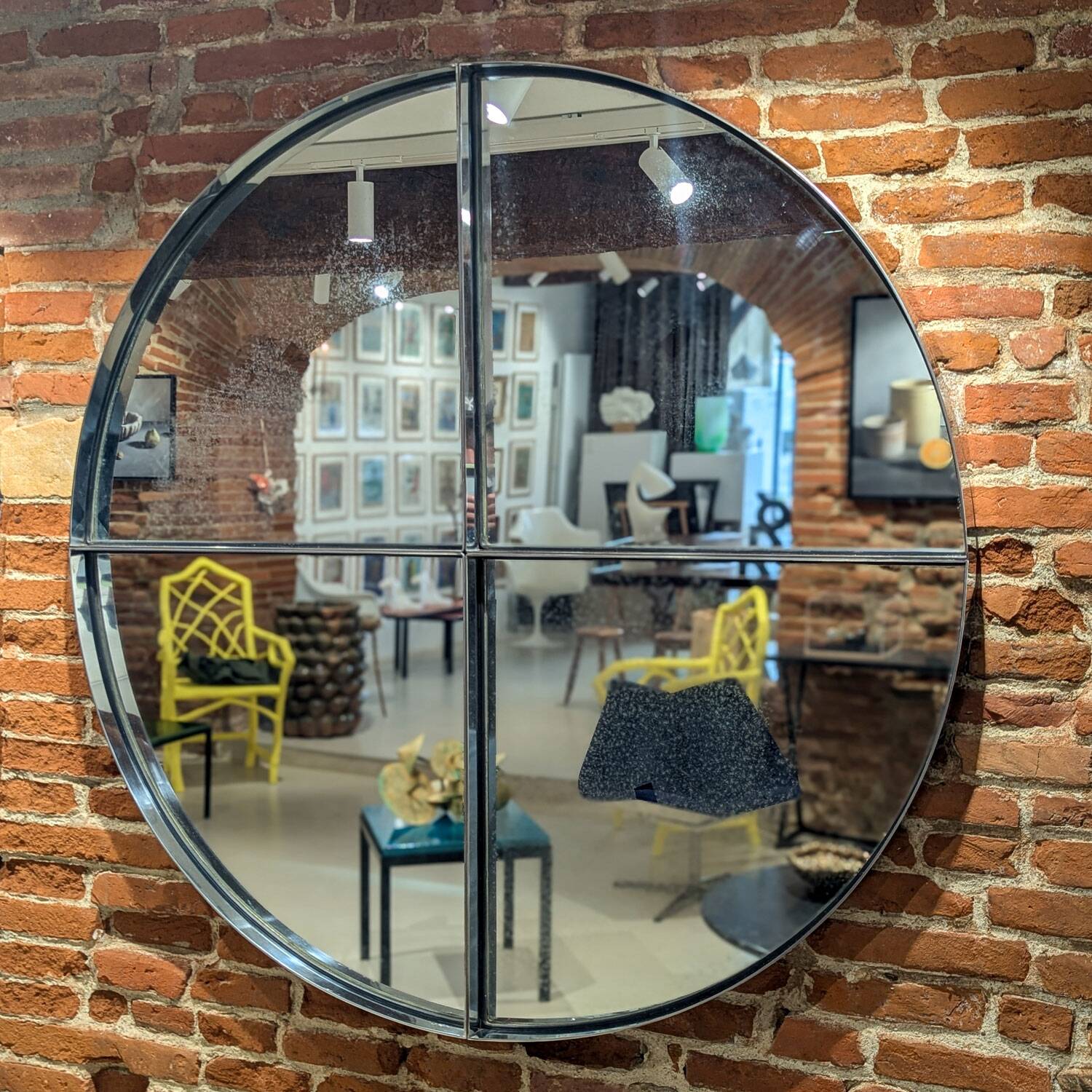 Grand miroir rond, acier chromé, par Vittorio Introini pour Saporiti, 1970