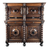 Antique carved wooden buffet in Renaissance style, late 18th / early 19th century.