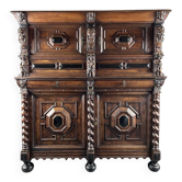 Buffet ancien en bois sculpté style Renaissance, fin XVIIIe / début XIXe