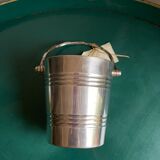 Ice bucket
