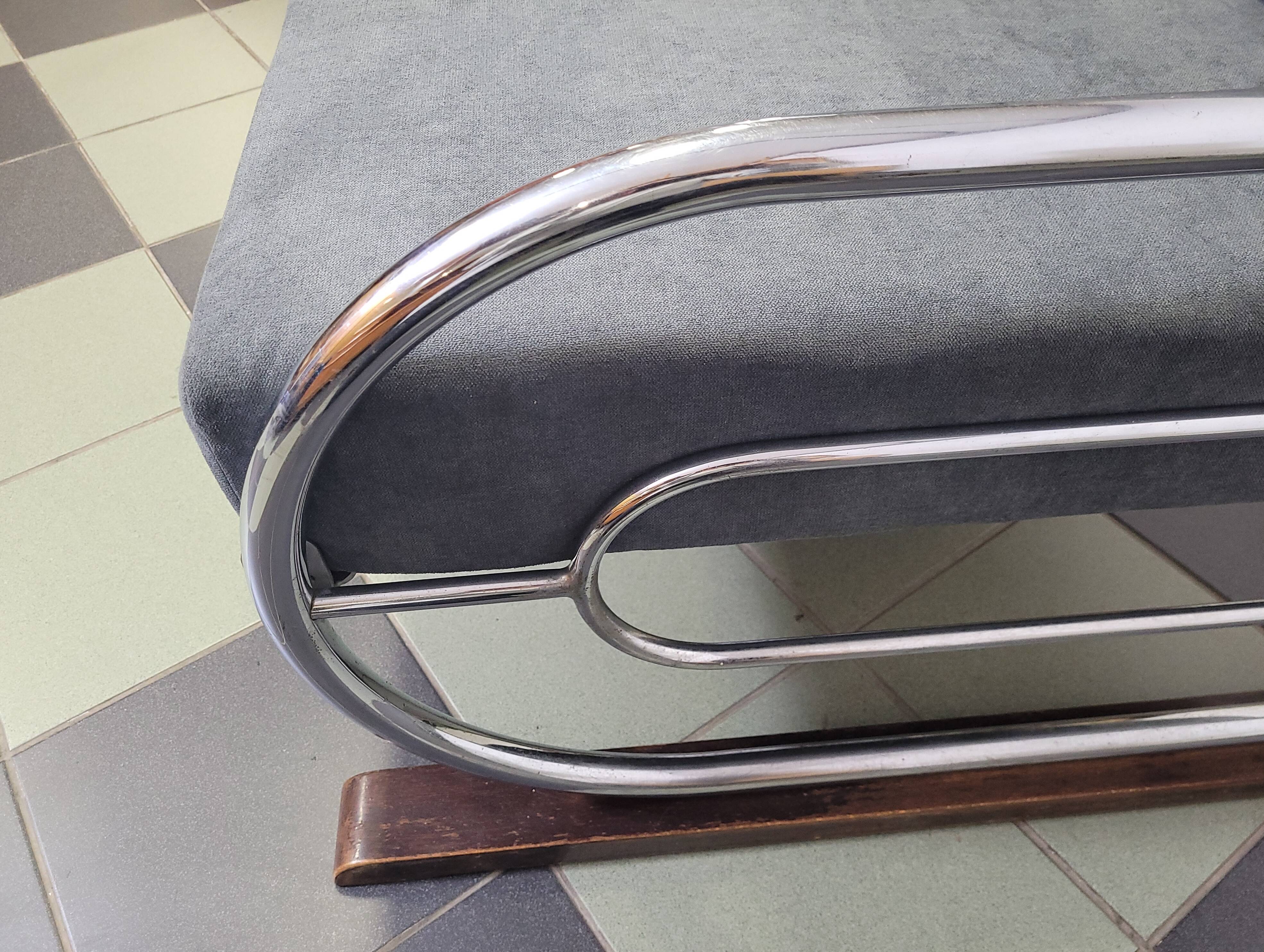 Bauhaus Chrome Sofa by Robert Slezak 1930'