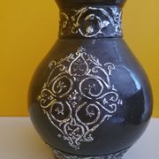 Ceramic vase . Moroccan handicrafts