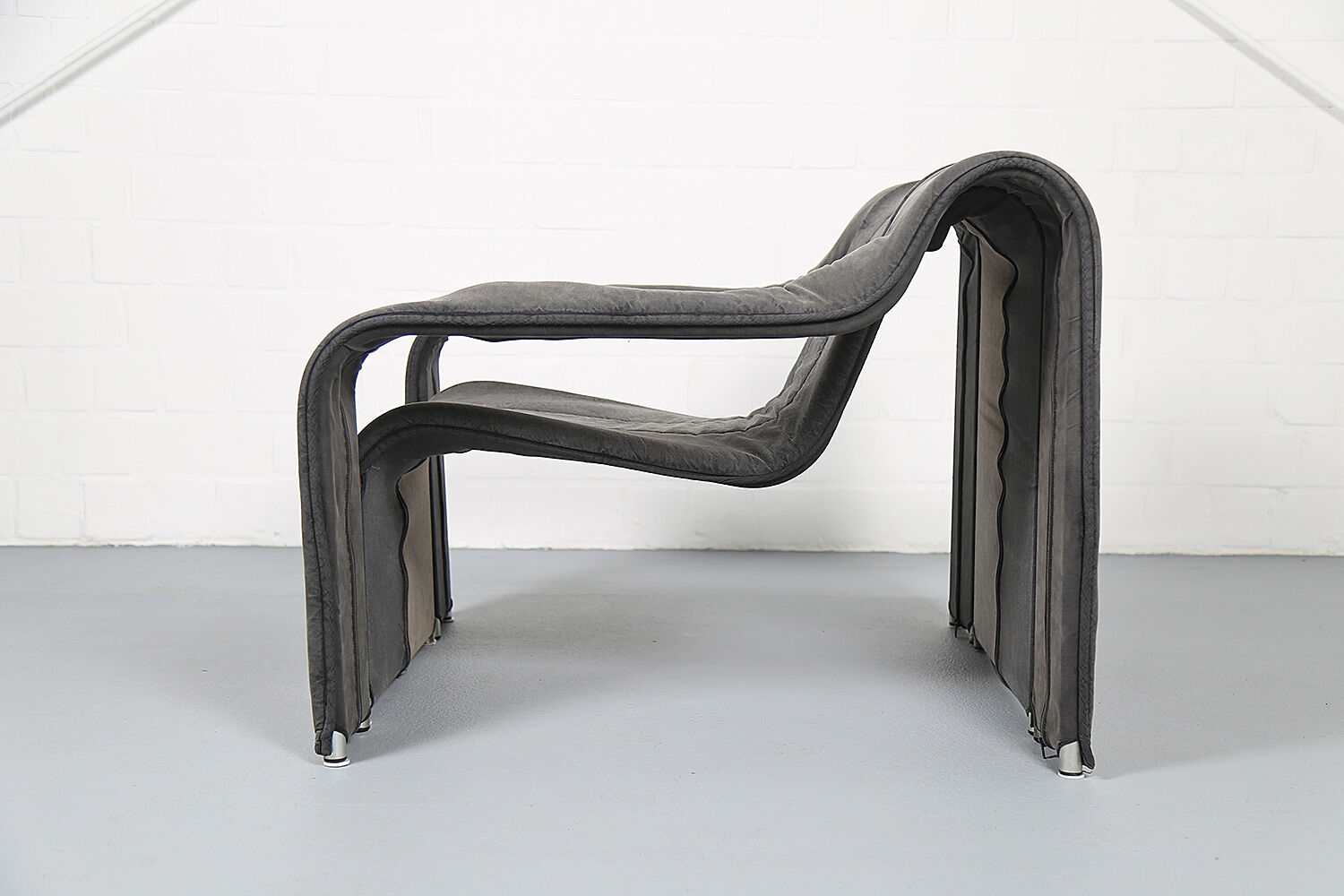 Danish design KEBE steeltube graphic upholstered lounge chair