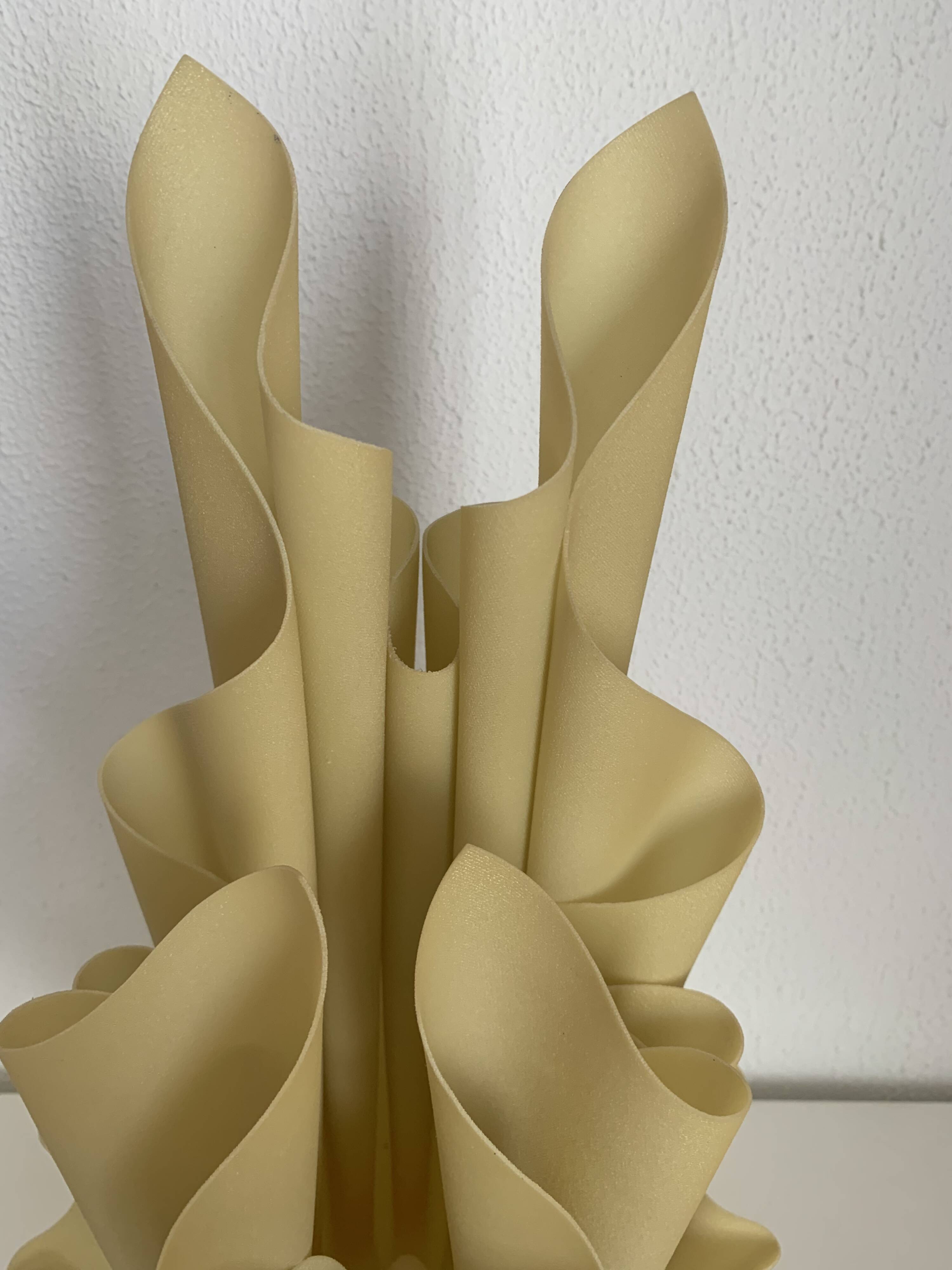 Vintage 1970 Georgia Jacob Corolle lamp, yellow flave - 51 cm