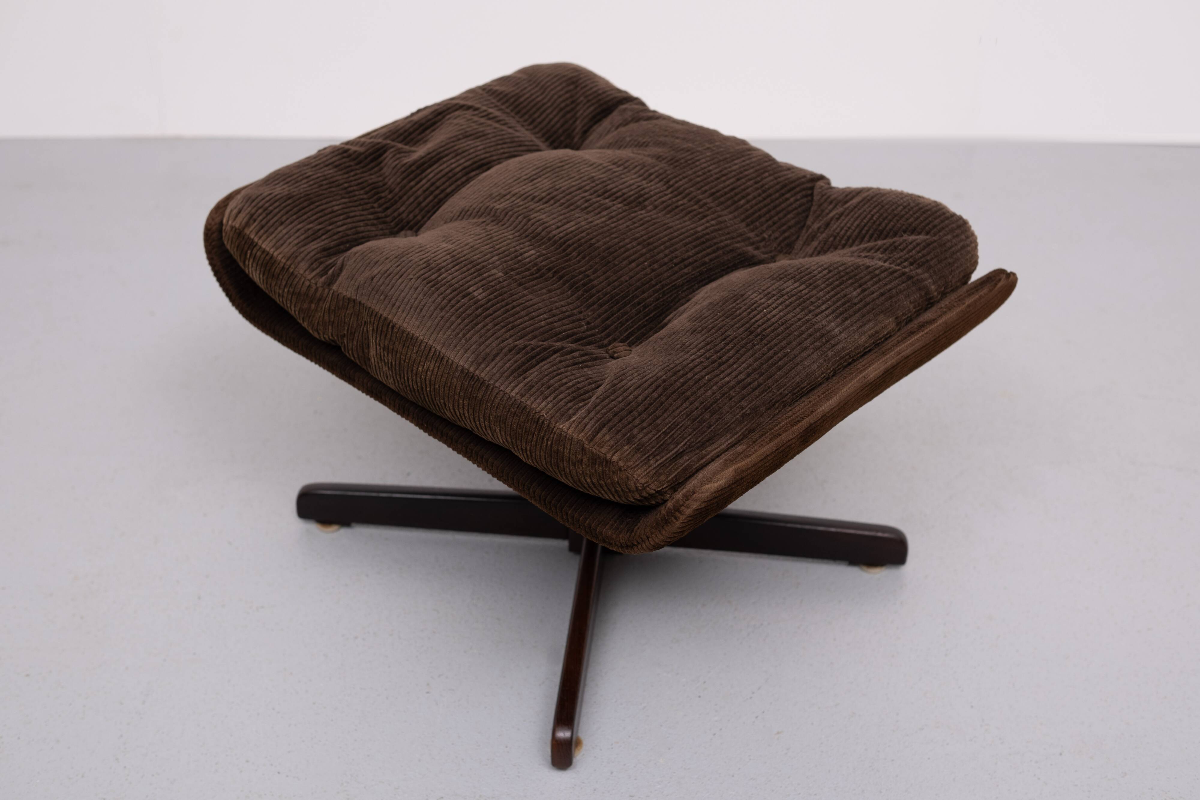 Footstool made off ripcord  1960s USA