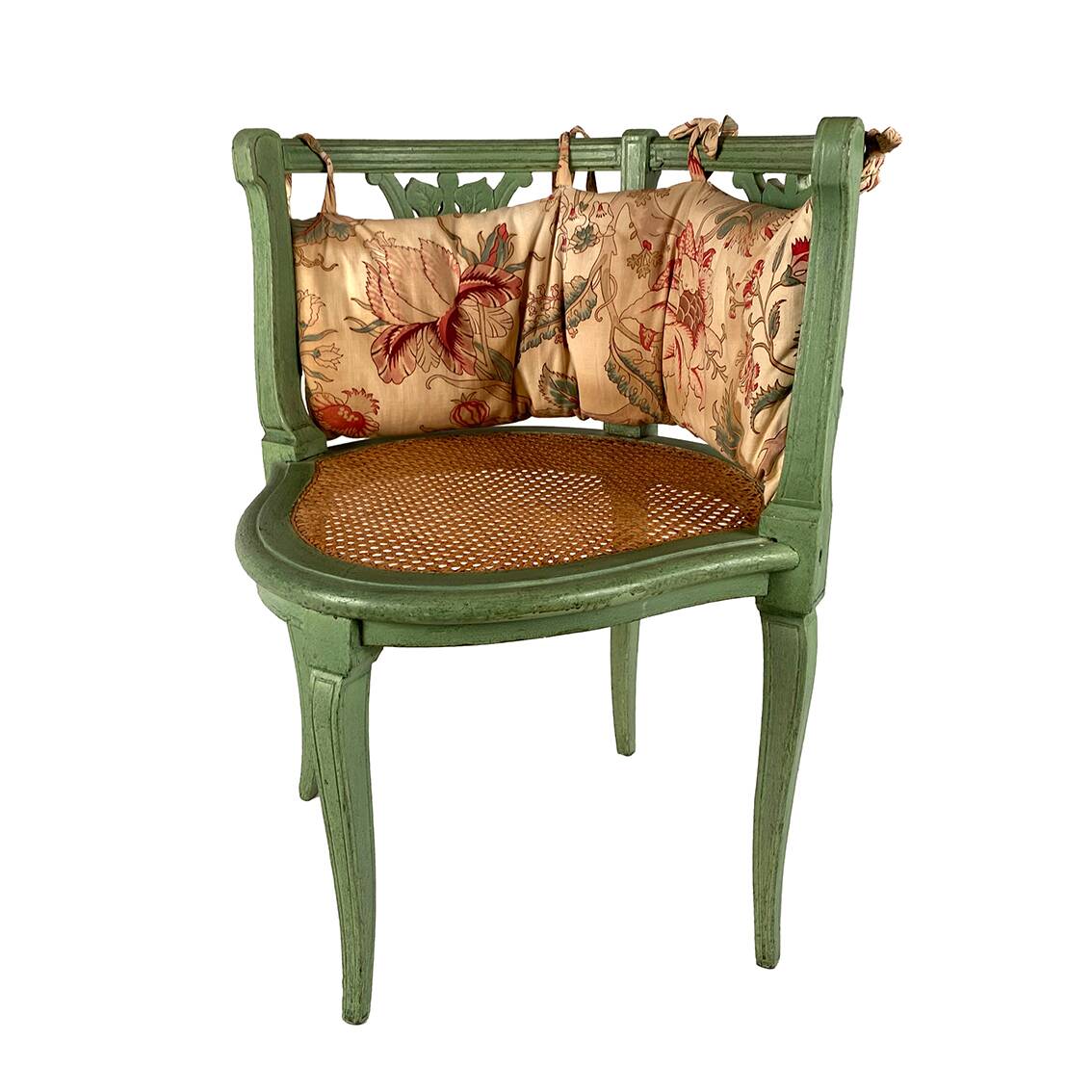 Chaise de coin en bois laqué vert et assise cannée, XXe