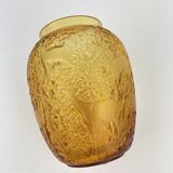 “Biches” crystal vase by Lalique – Amber