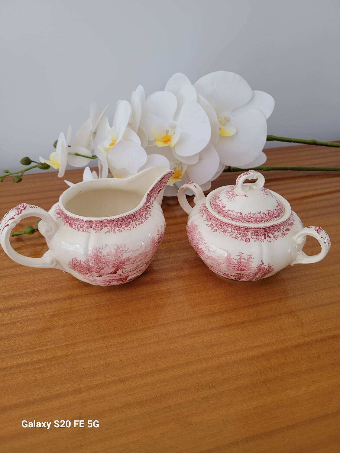 Villeroy Boch Burgenland porcelain, sugar bowl and milk jug