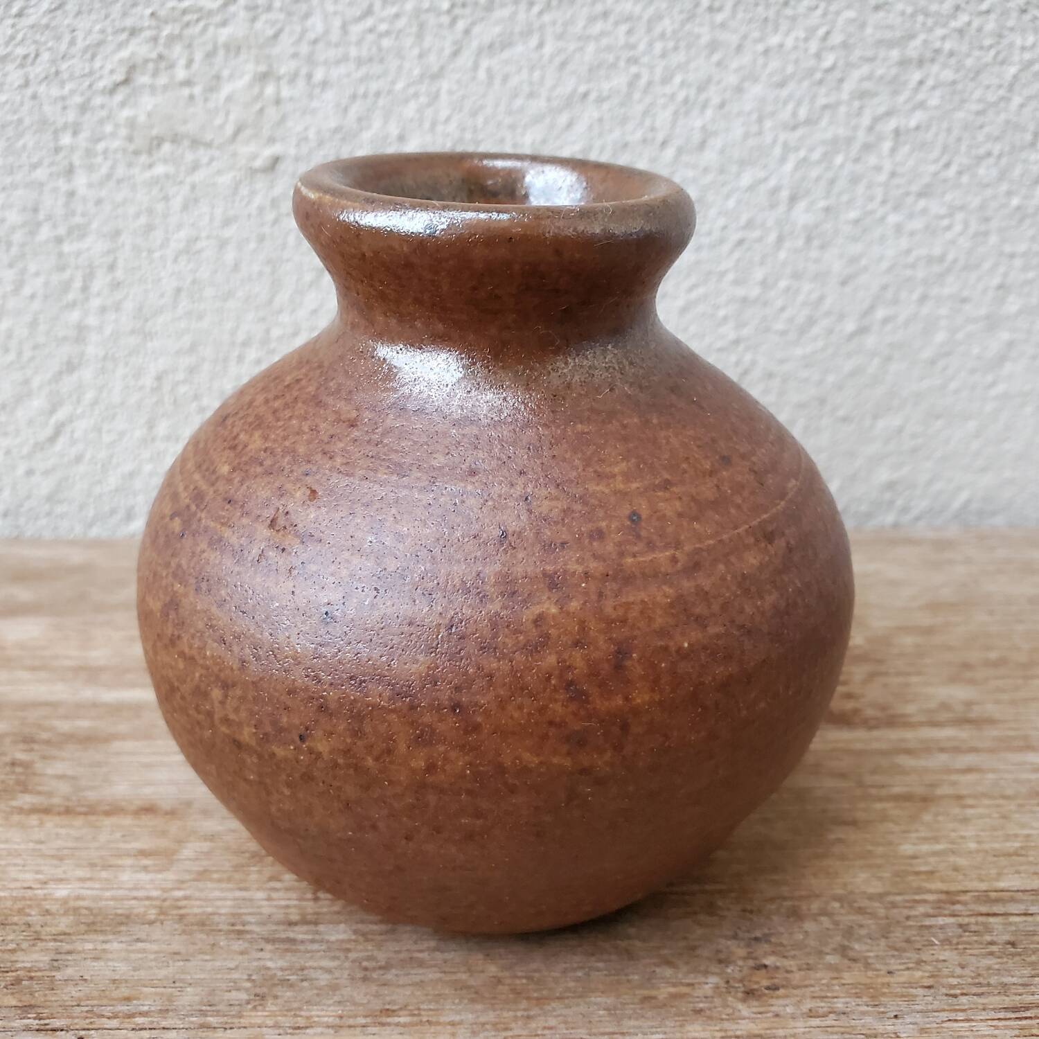 Sandstone ball vase signed Fontgombault