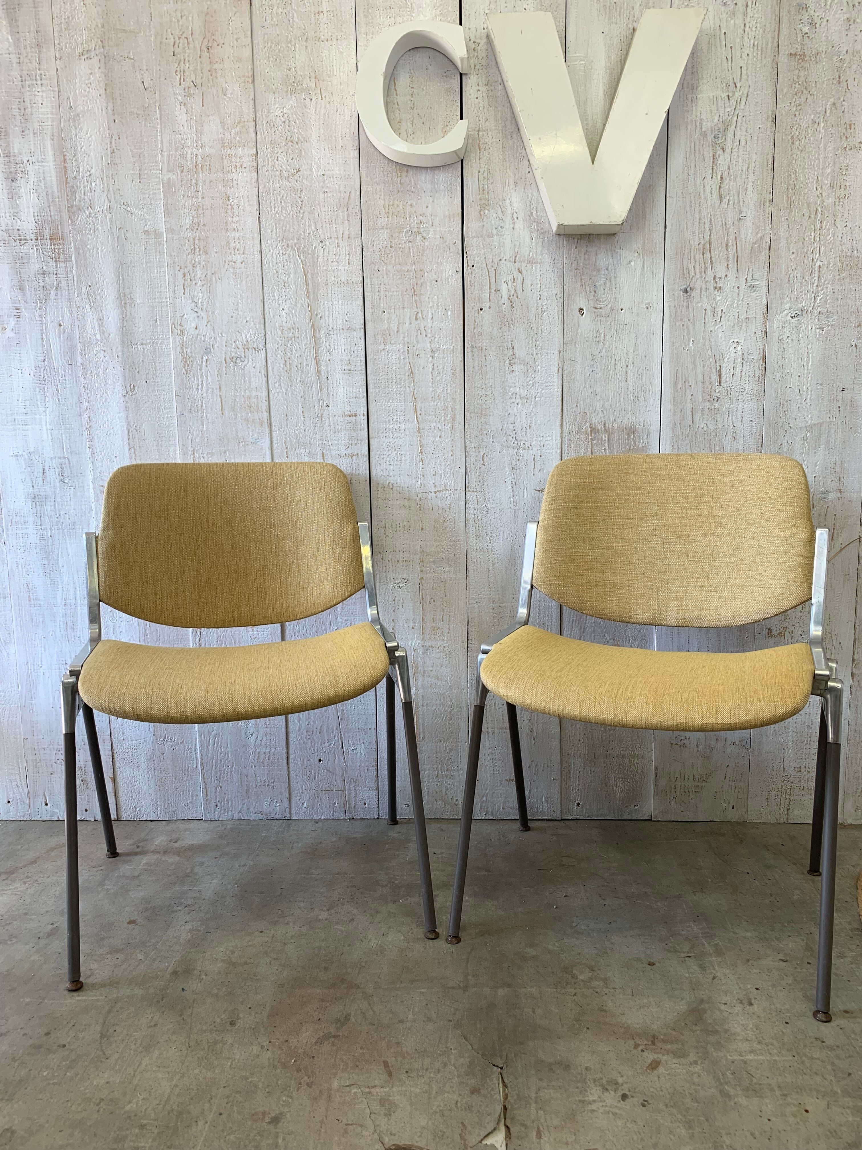 Series of 4 chairs by Piretti Giancarlo, Castelli