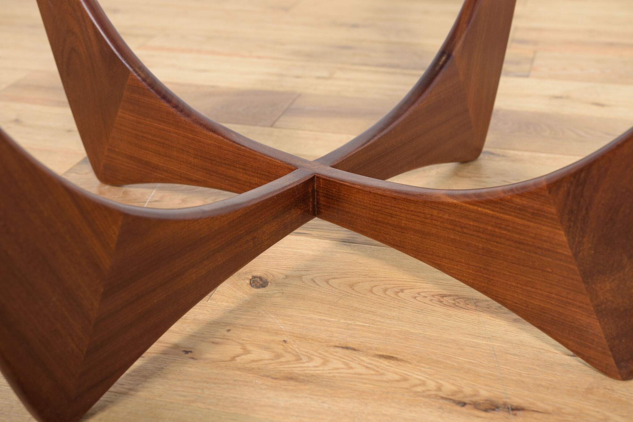 Round Astro Coffee Table in Teak by Victor Wilkins for G-Plan, 1960s