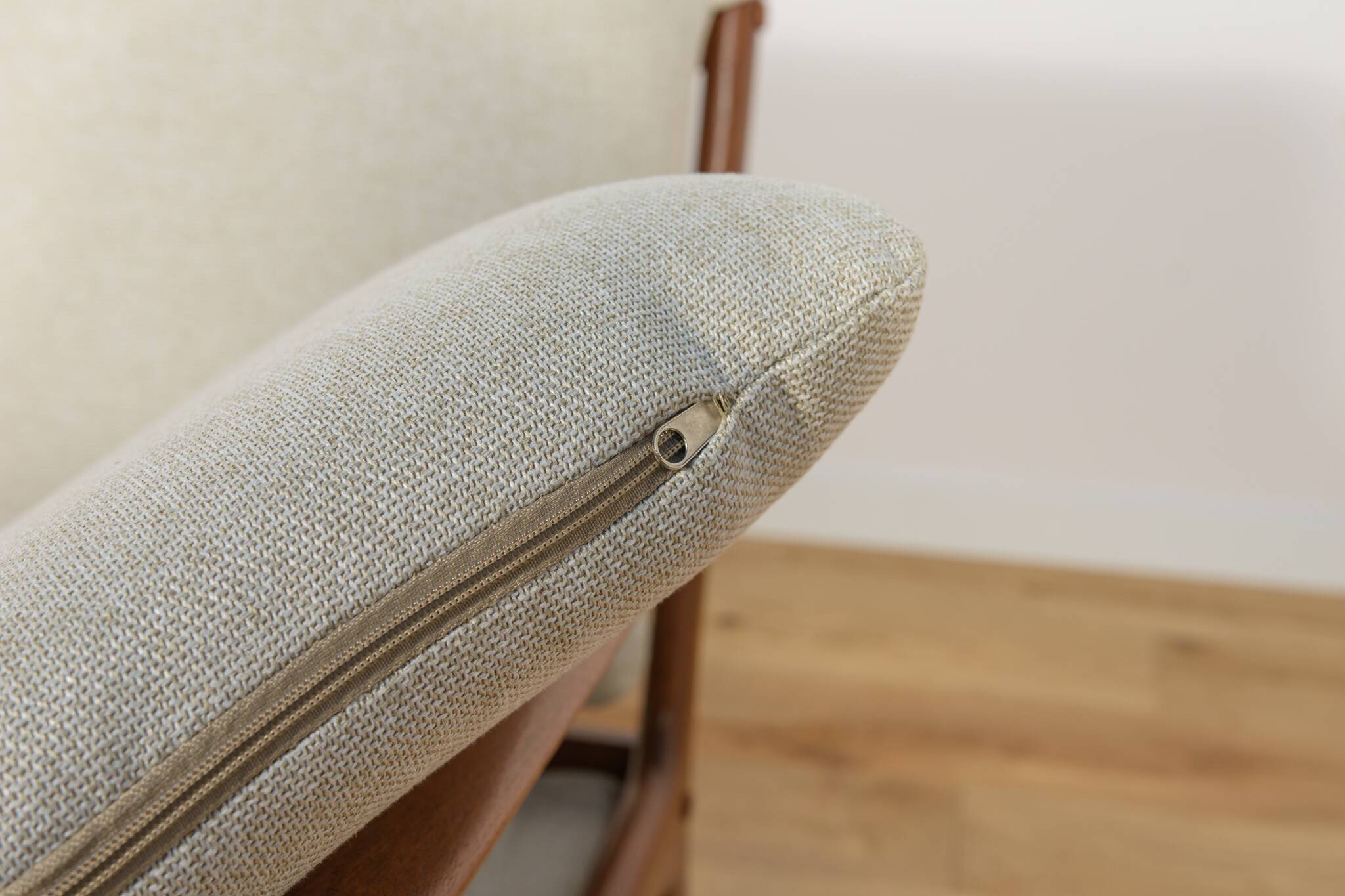 Pj112 armchairs by ole wanscher for poul jeppesens, denmark, 1960s, set of 2