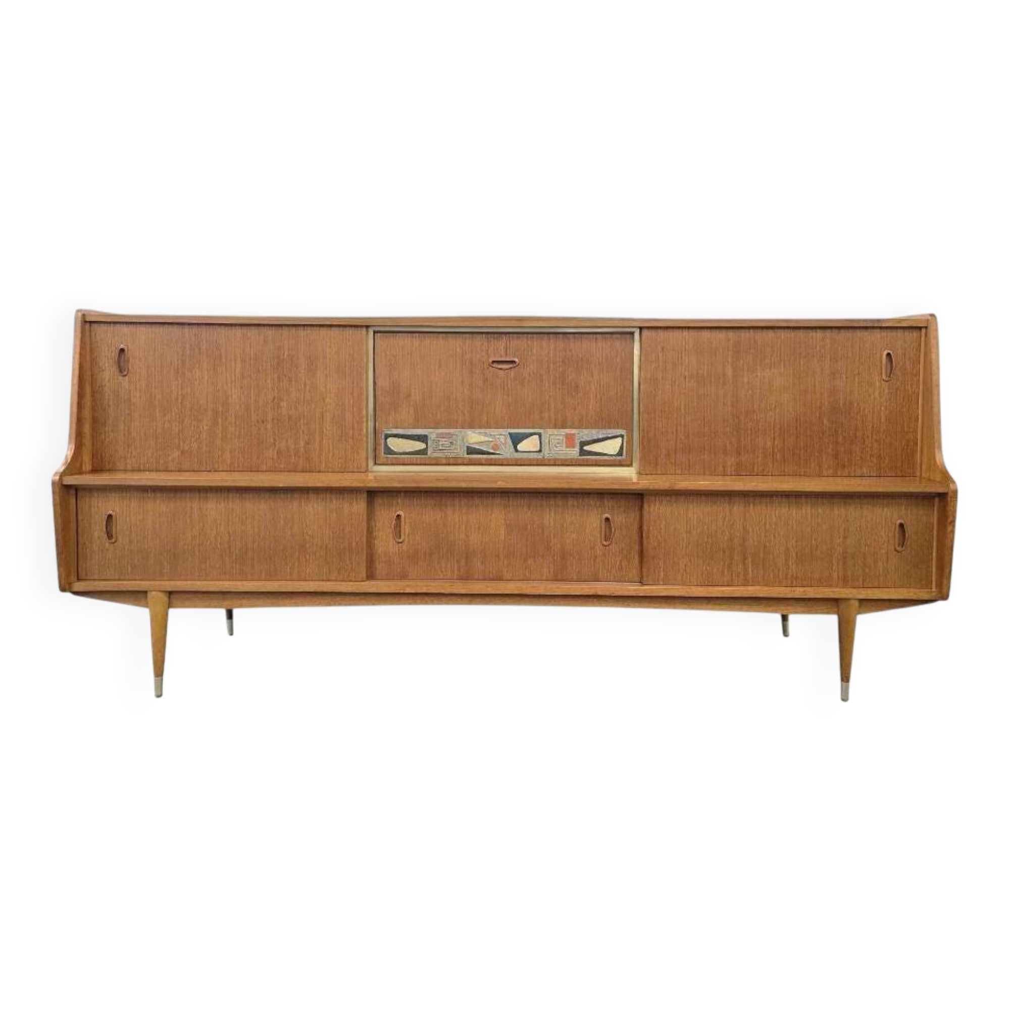 XL vintage sideboard with ceramic accents