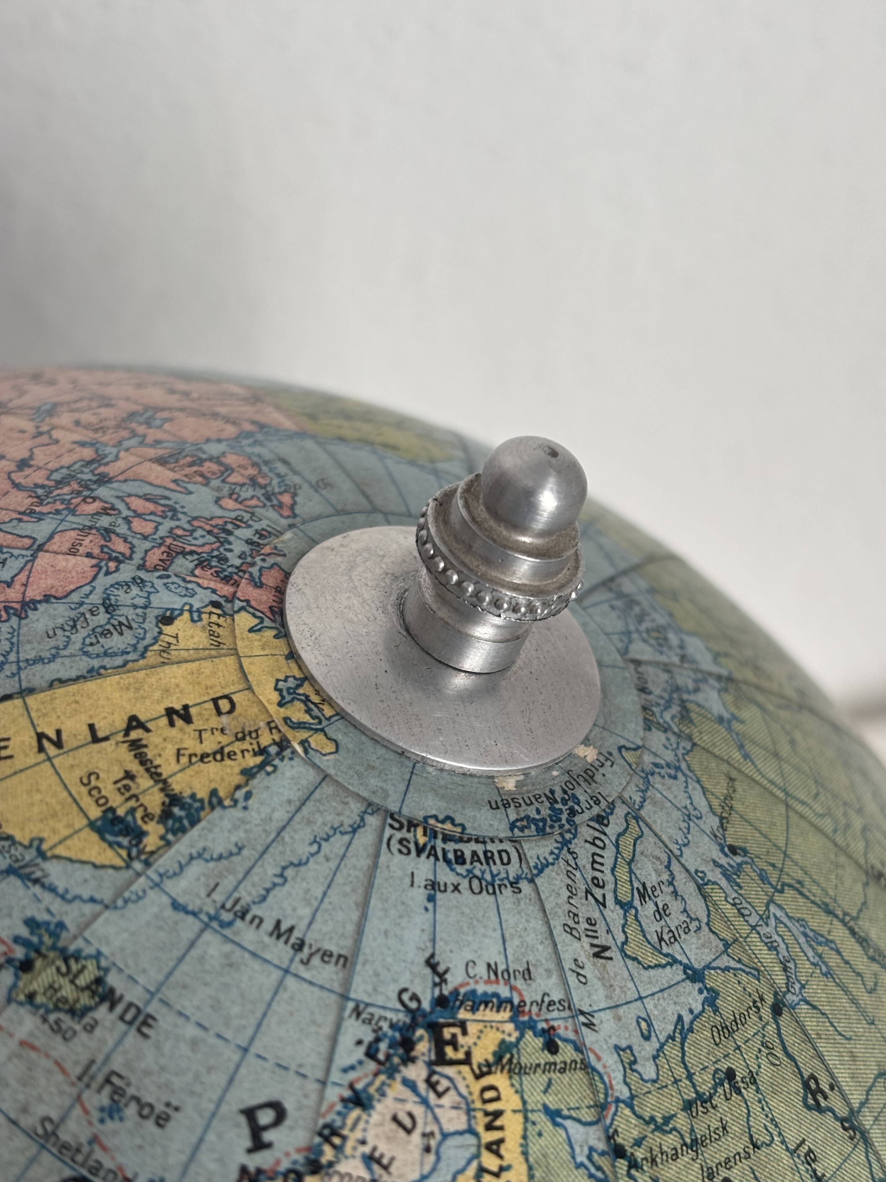 Vintage terrestrial globe 1947 Taride Paris - 29 cm