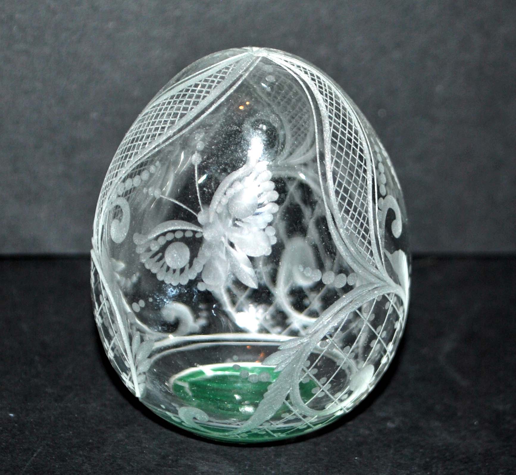 Fabergé egg in crystal engraved "butterfly" faberge modern russia 6.5cm