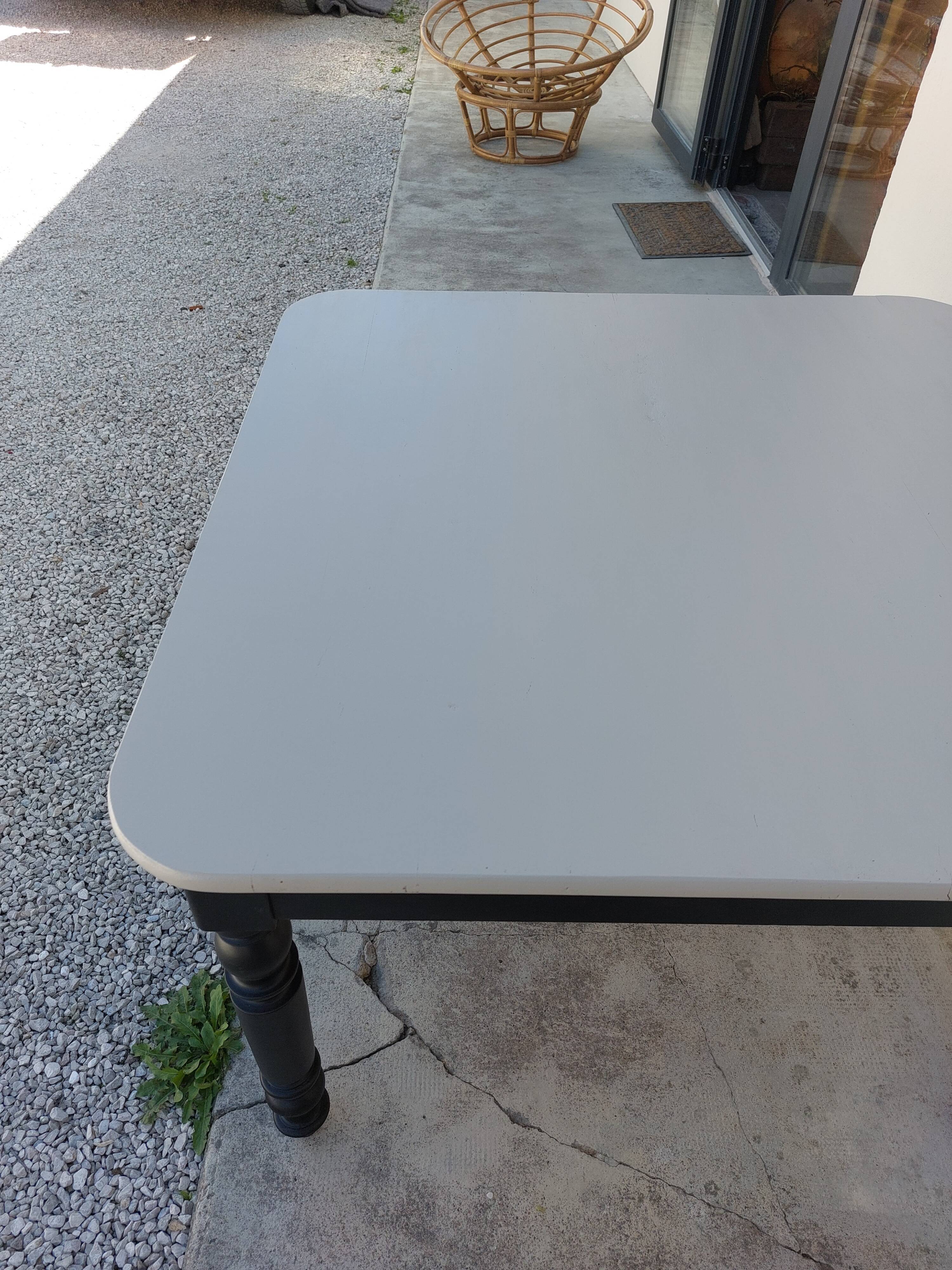 Old farmhouse table 1900 patinated