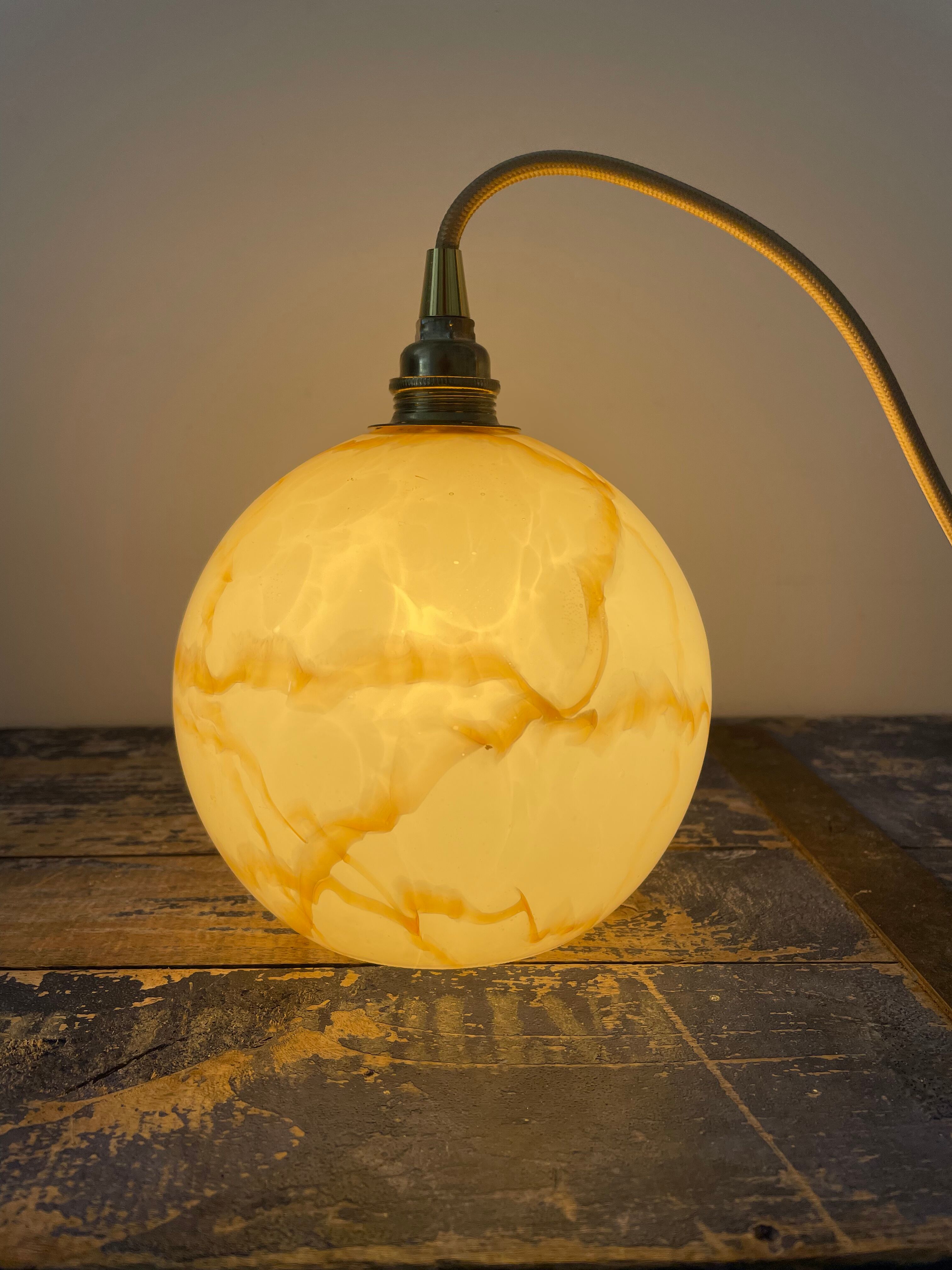 Art Deco walking lamp in marbled beige opaline