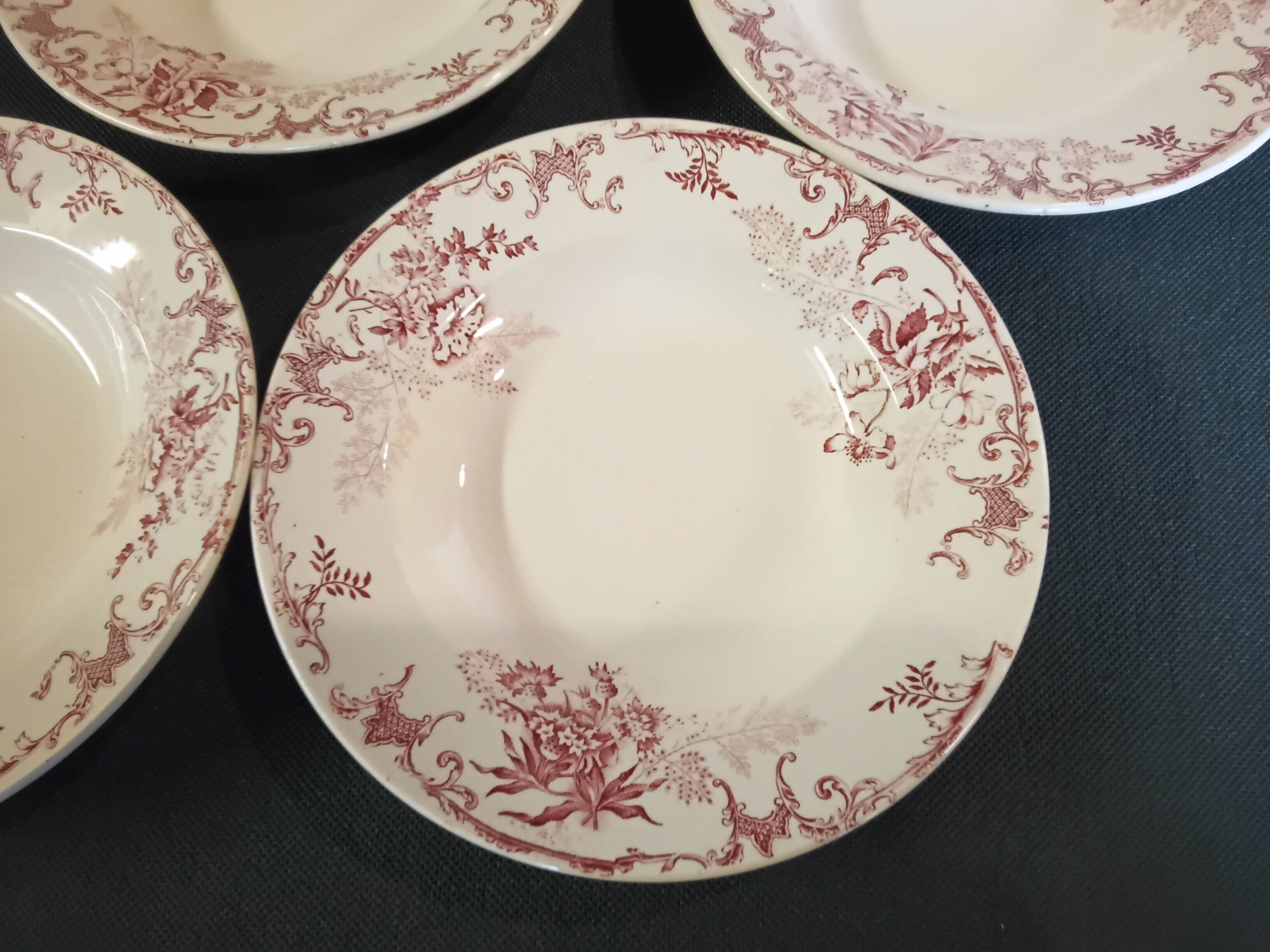 Iron earth soup plates