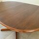 Table danoise ovale extensible en teck, années 60