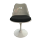 Tulip chair by Eero Saarinen for Knoll
