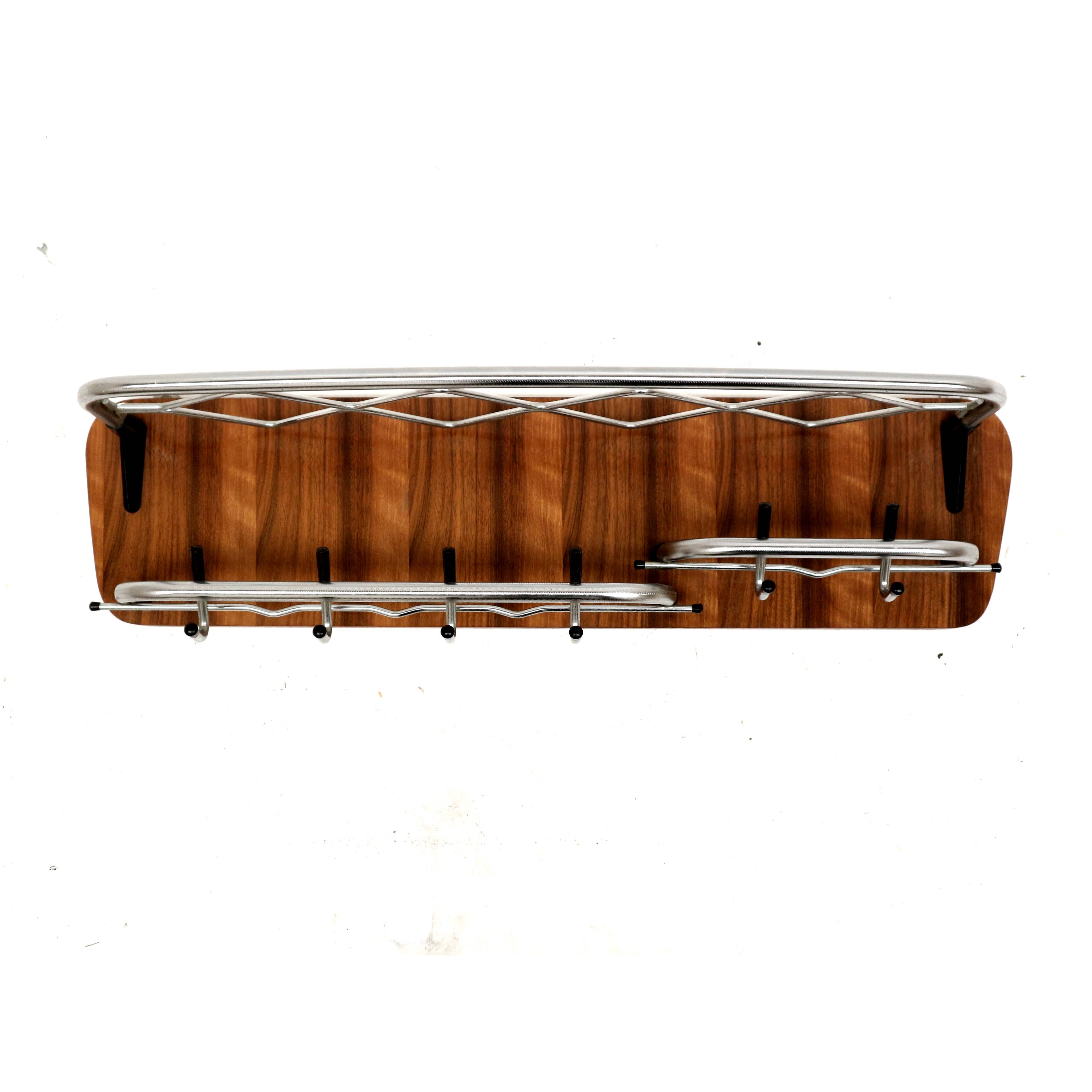 Porte manteau vintage réalisé dans les années 60