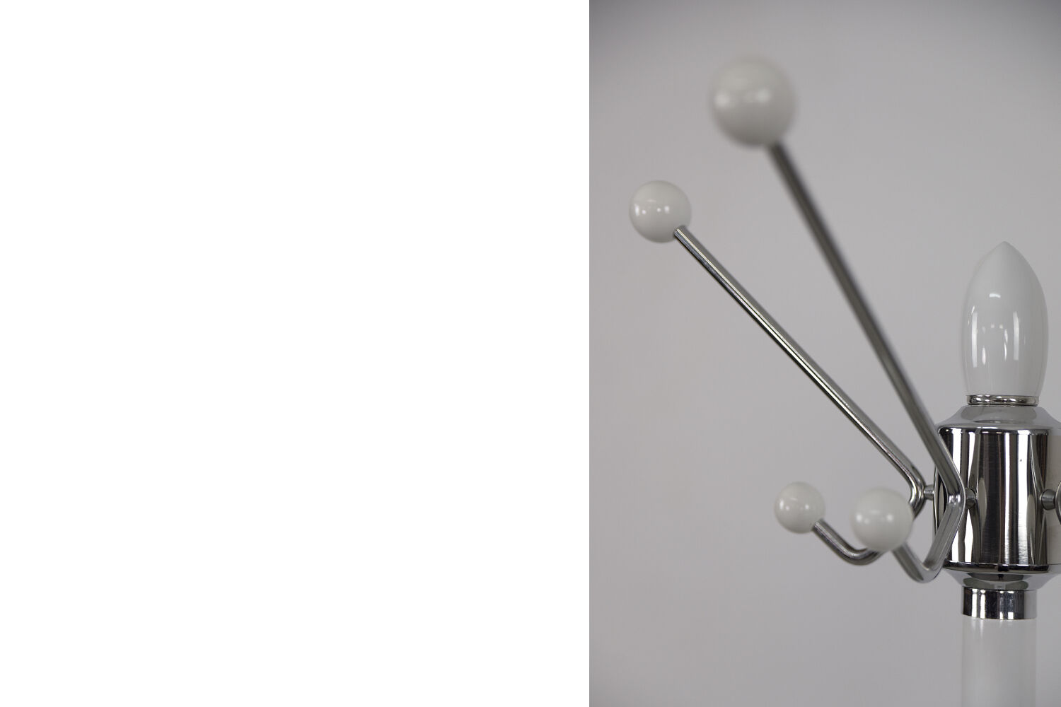 Mid-Century Modern Vintage White Floor Coat Rack, 1990s