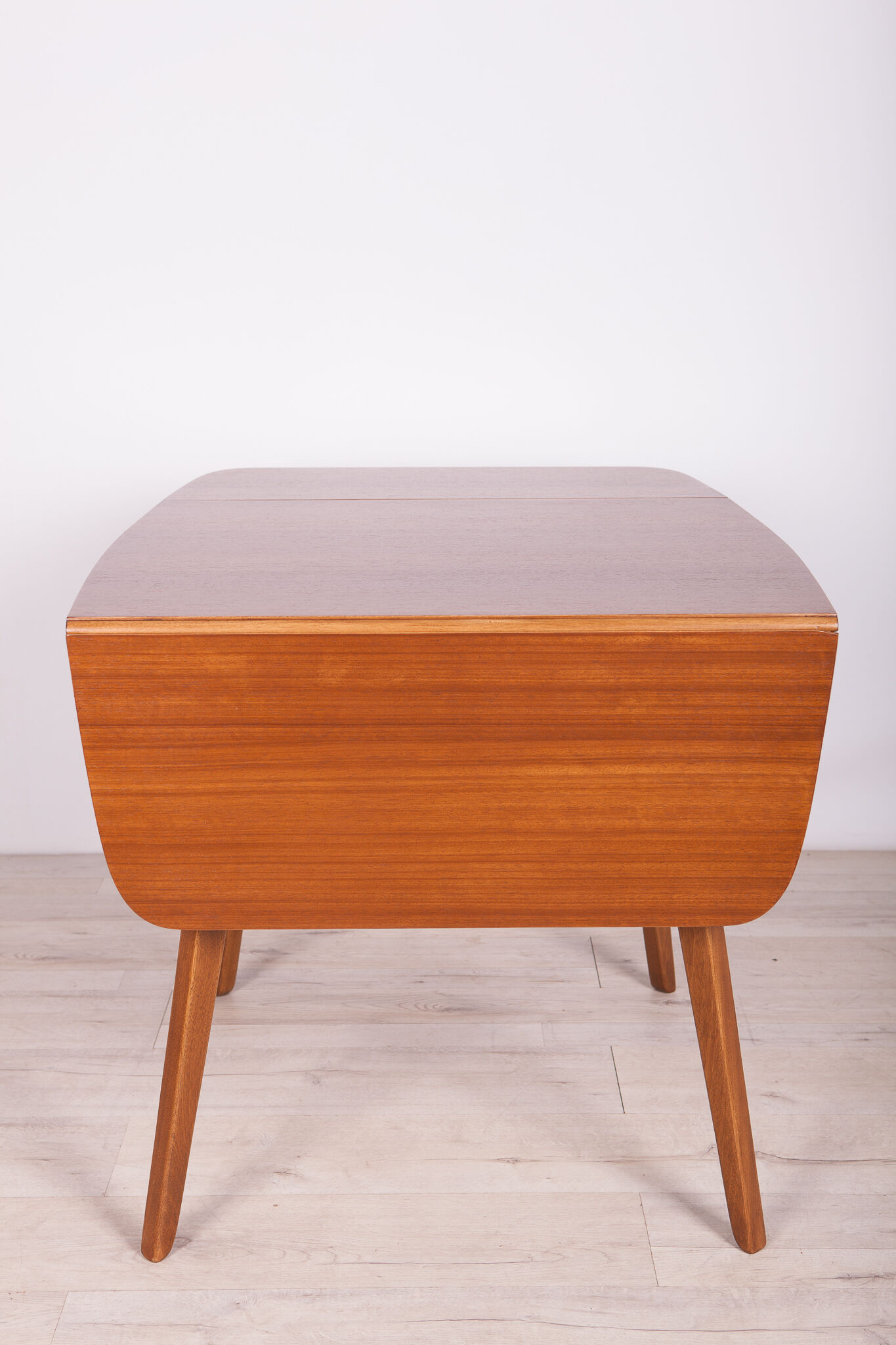 Butterfly dining table from G-plan, 1960