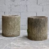 Pair of concrete planters