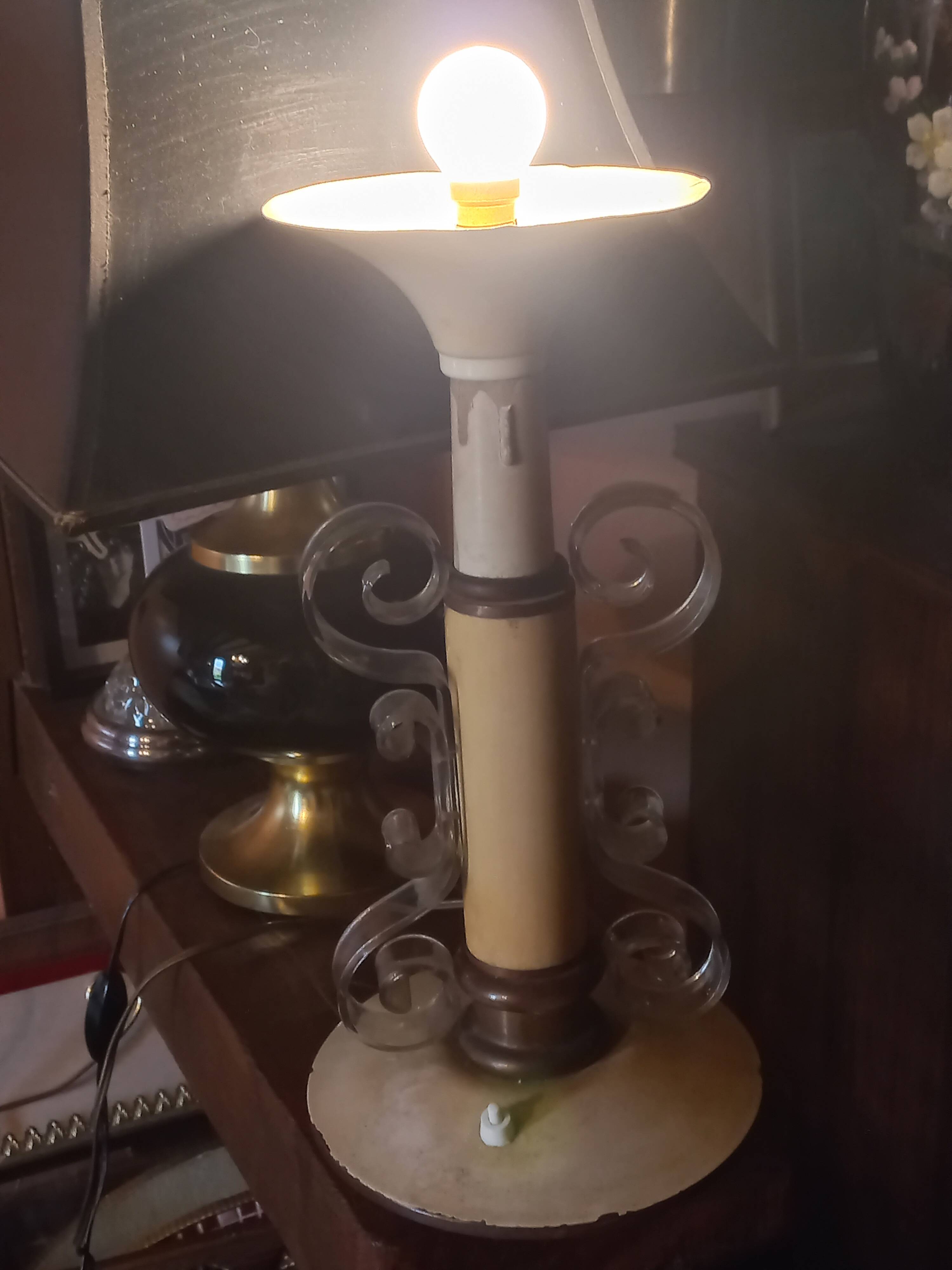 Lampe vintage des années 50 tôle, plexi et bois